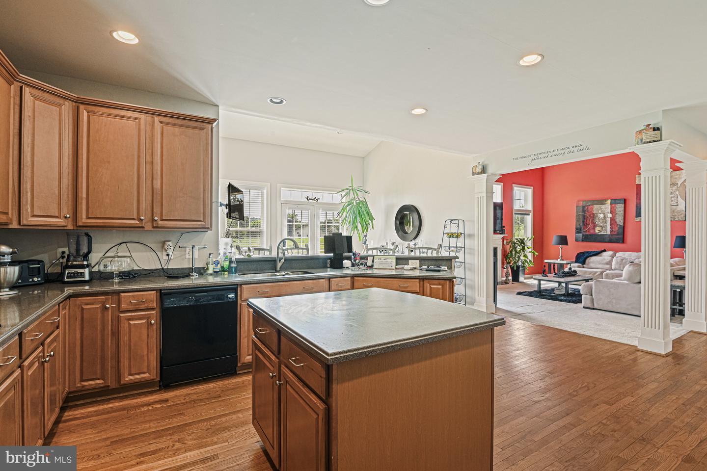 19575 ROTHBURY LN, LEESBURG, Virginia 20175, 4 Bedrooms Bedrooms, ,4 BathroomsBathrooms,Residential,For sale,19575 ROTHBURY LN,VALO2099322 MLS # VALO2099322