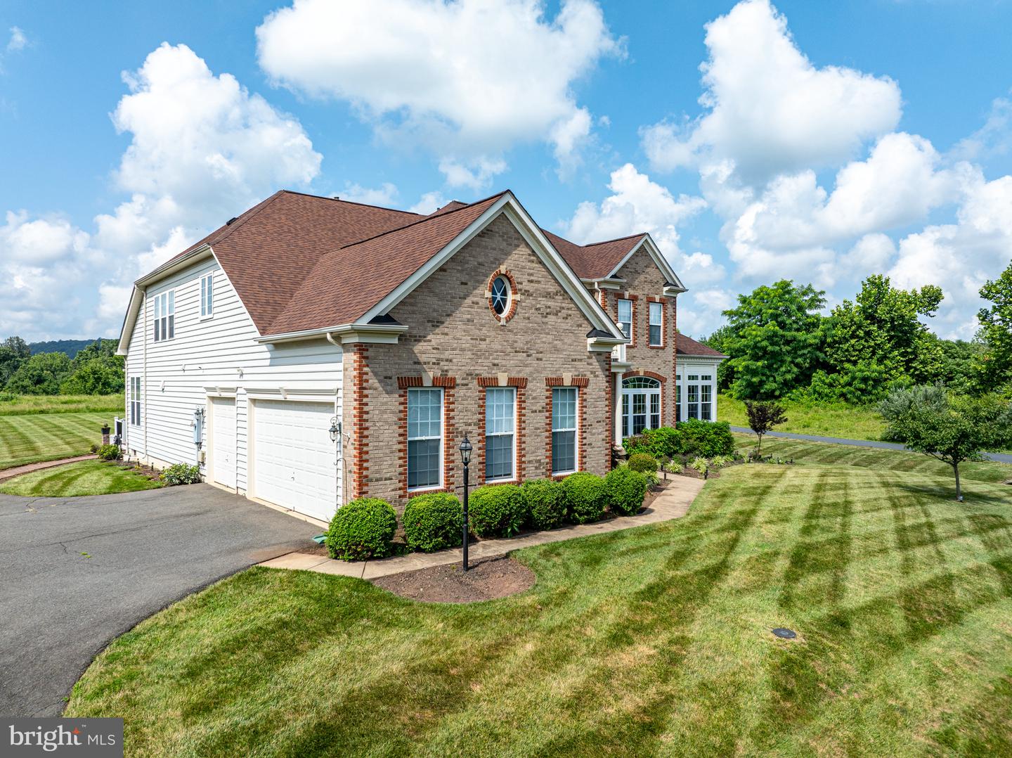 19575 ROTHBURY LN, LEESBURG, Virginia 20175, 4 Bedrooms Bedrooms, ,4 BathroomsBathrooms,Residential,For sale,19575 ROTHBURY LN,VALO2099322 MLS # VALO2099322