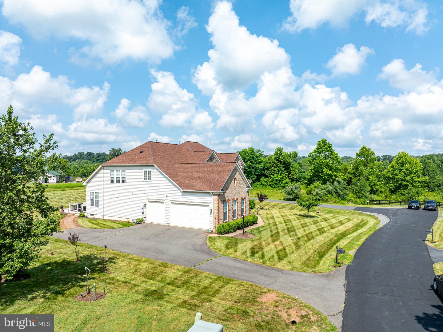 19575 ROTHBURY LN, LEESBURG, Virginia 20175, 4 Bedrooms Bedrooms, ,4 BathroomsBathrooms,Residential,For sale,19575 ROTHBURY LN,VALO2099322 MLS # VALO2099322