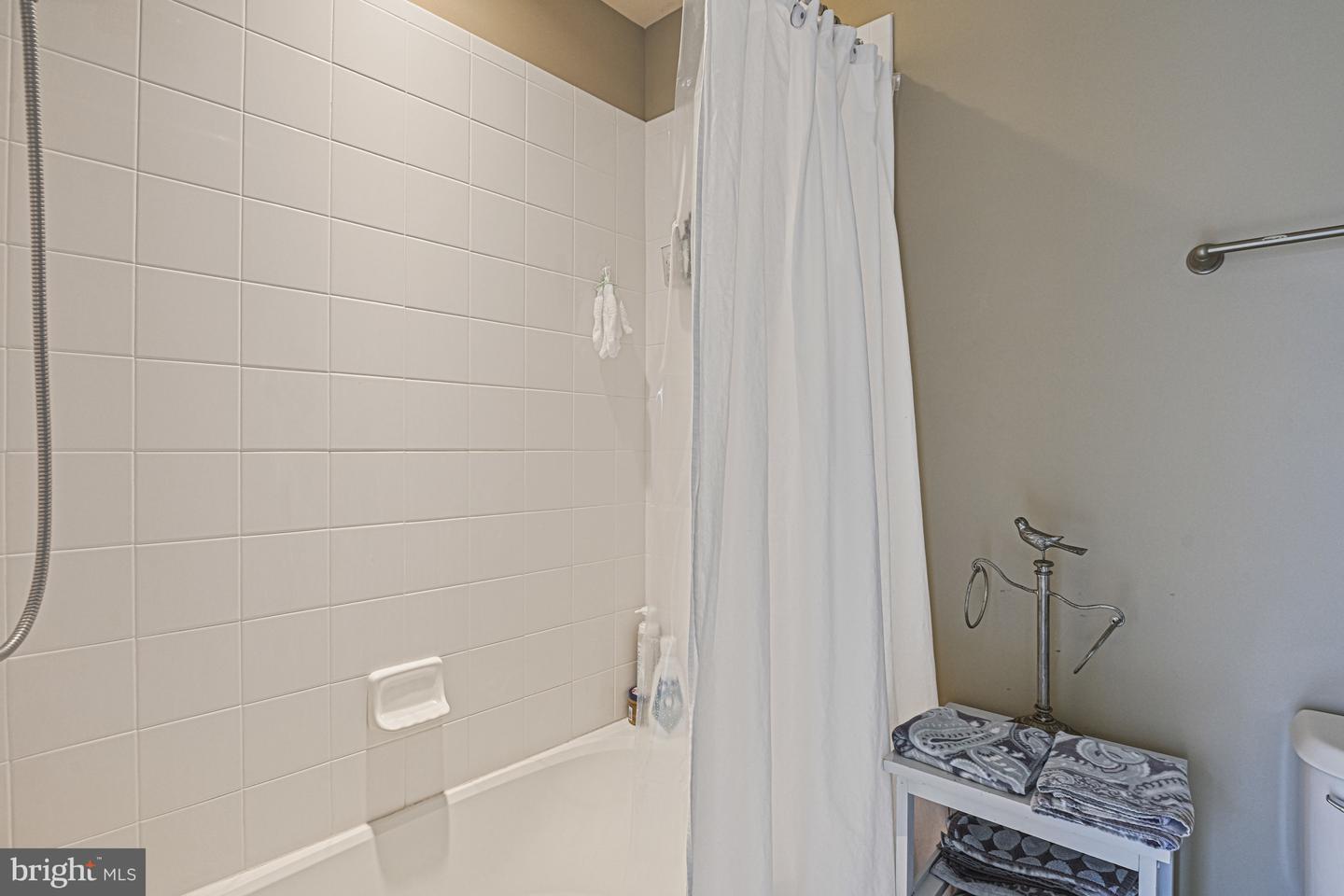 19575 ROTHBURY LN, LEESBURG, Virginia 20175, 4 Bedrooms Bedrooms, ,4 BathroomsBathrooms,Residential,For sale,19575 ROTHBURY LN,VALO2099322 MLS # VALO2099322