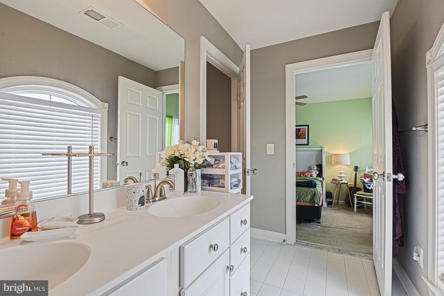 19575 ROTHBURY LN, LEESBURG, Virginia 20175, 4 Bedrooms Bedrooms, ,4 BathroomsBathrooms,Residential,For sale,19575 ROTHBURY LN,VALO2099322 MLS # VALO2099322
