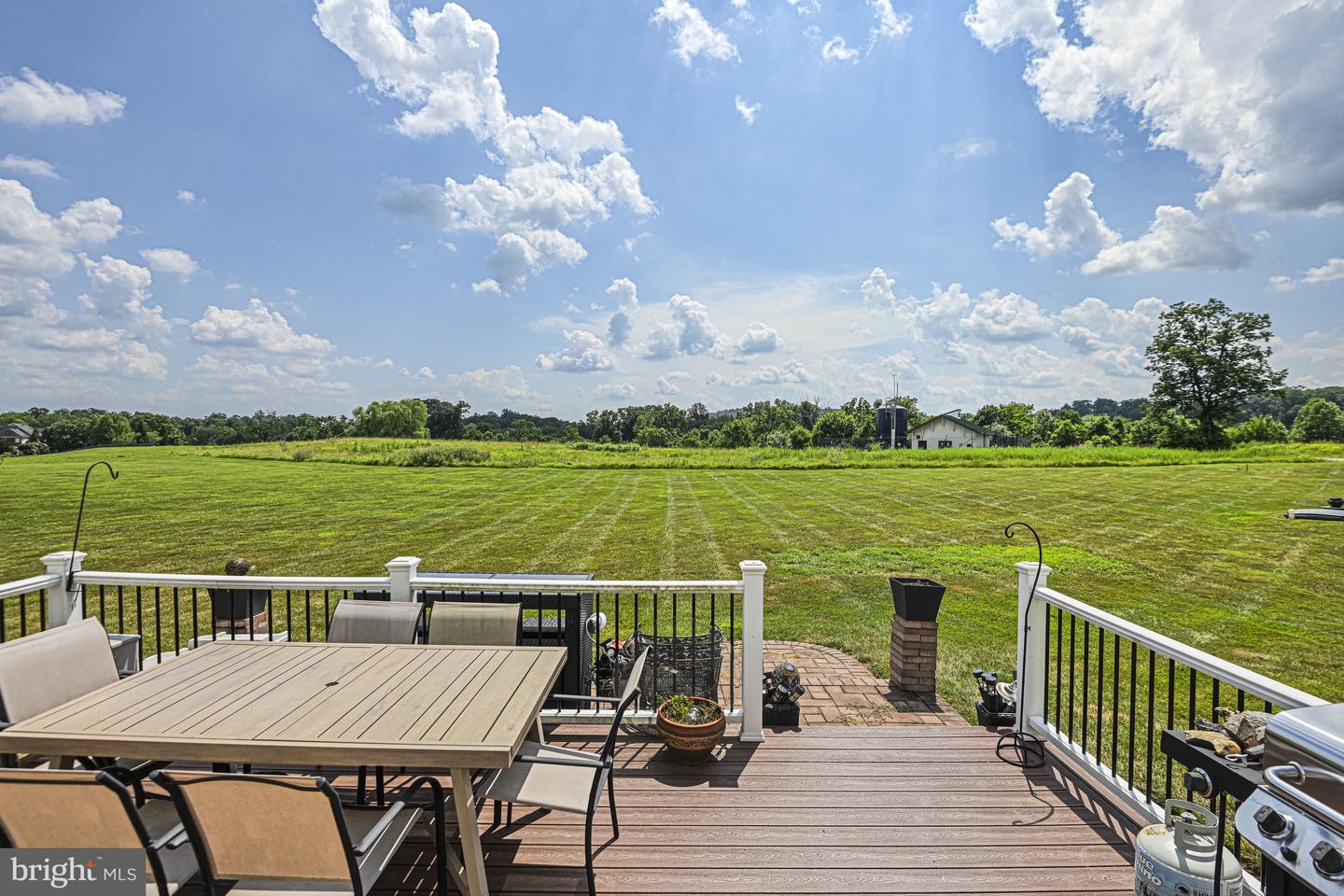 19575 ROTHBURY LN, LEESBURG, Virginia 20175, 4 Bedrooms Bedrooms, ,4 BathroomsBathrooms,Residential,For sale,19575 ROTHBURY LN,VALO2099322 MLS # VALO2099322
