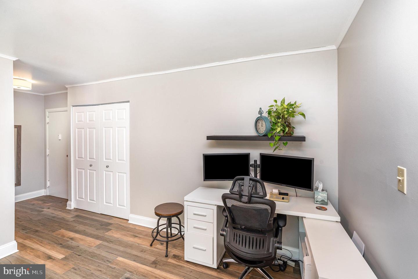 9720 KINGSBRIDGE DR #302, FAIRFAX, Virginia 22031, 2 Bedrooms Bedrooms, ,1 BathroomBathrooms,Residential,For sale,9720 KINGSBRIDGE DR #302,VAFX2246960 MLS # VAFX2246960