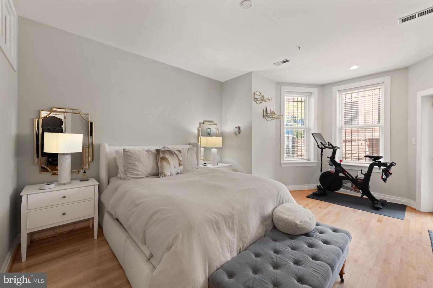 1622 19TH ST NW #1, WASHINGTON, District Of Columbia 20009, 2 Bedrooms Bedrooms, ,2 BathroomsBathrooms,Residential,For sale,1622 19TH ST NW #1,DCDC2207356 MLS # DCDC2207356