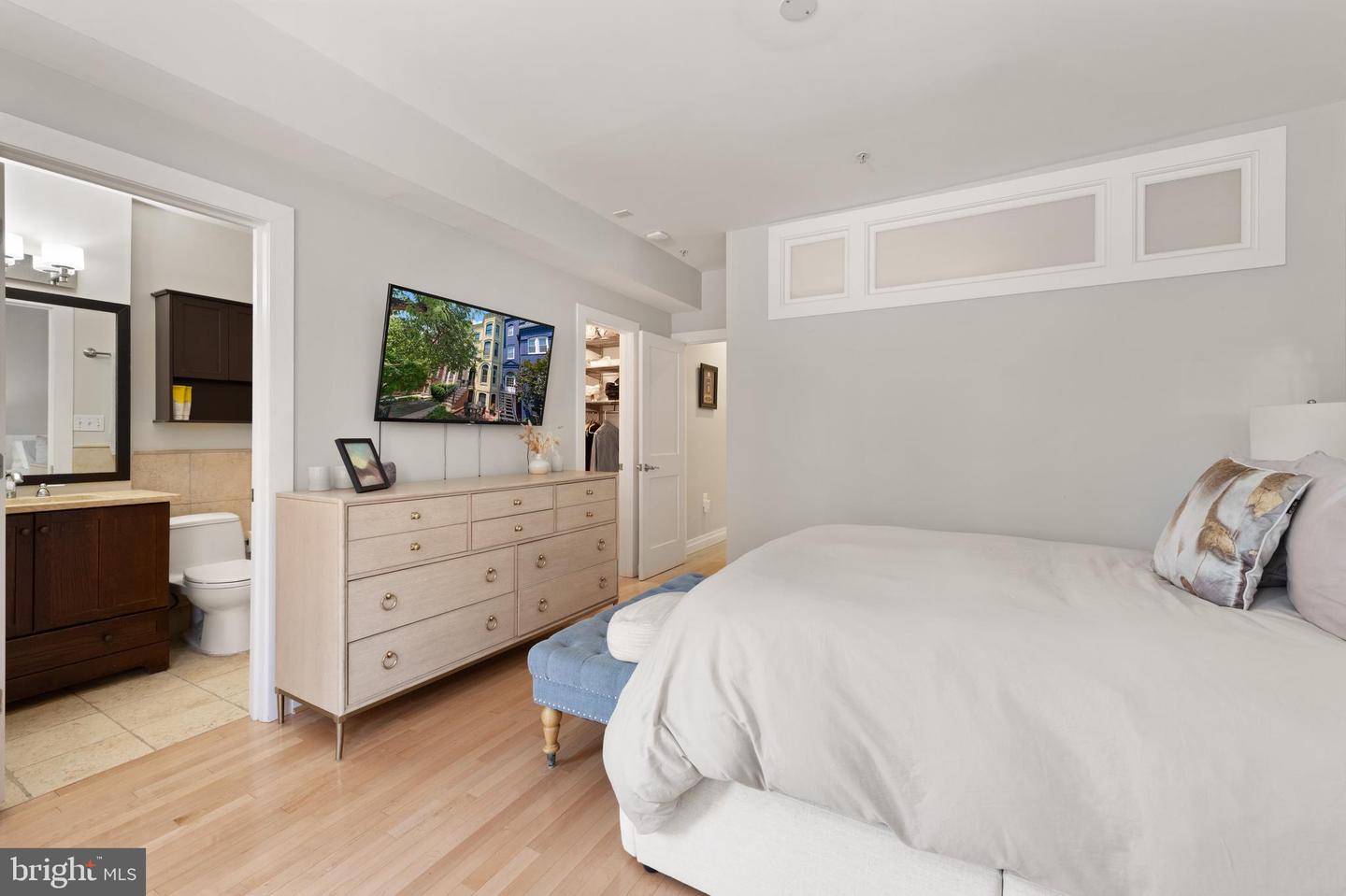 1622 19TH ST NW #1, WASHINGTON, District Of Columbia 20009, 2 Bedrooms Bedrooms, ,2 BathroomsBathrooms,Residential,For sale,1622 19TH ST NW #1,DCDC2207356 MLS # DCDC2207356