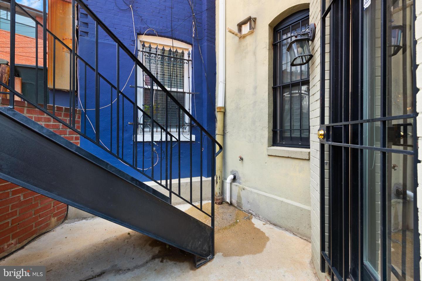 1622 19TH ST NW #1, WASHINGTON, District Of Columbia 20009, 2 Bedrooms Bedrooms, ,2 BathroomsBathrooms,Residential,For sale,1622 19TH ST NW #1,DCDC2207356 MLS # DCDC2207356