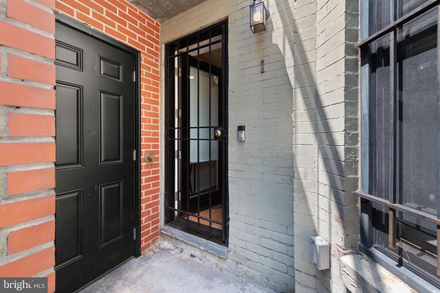 1622 19TH ST NW #1, WASHINGTON, District Of Columbia 20009, 2 Bedrooms Bedrooms, ,2 BathroomsBathrooms,Residential,For sale,1622 19TH ST NW #1,DCDC2207356 MLS # DCDC2207356