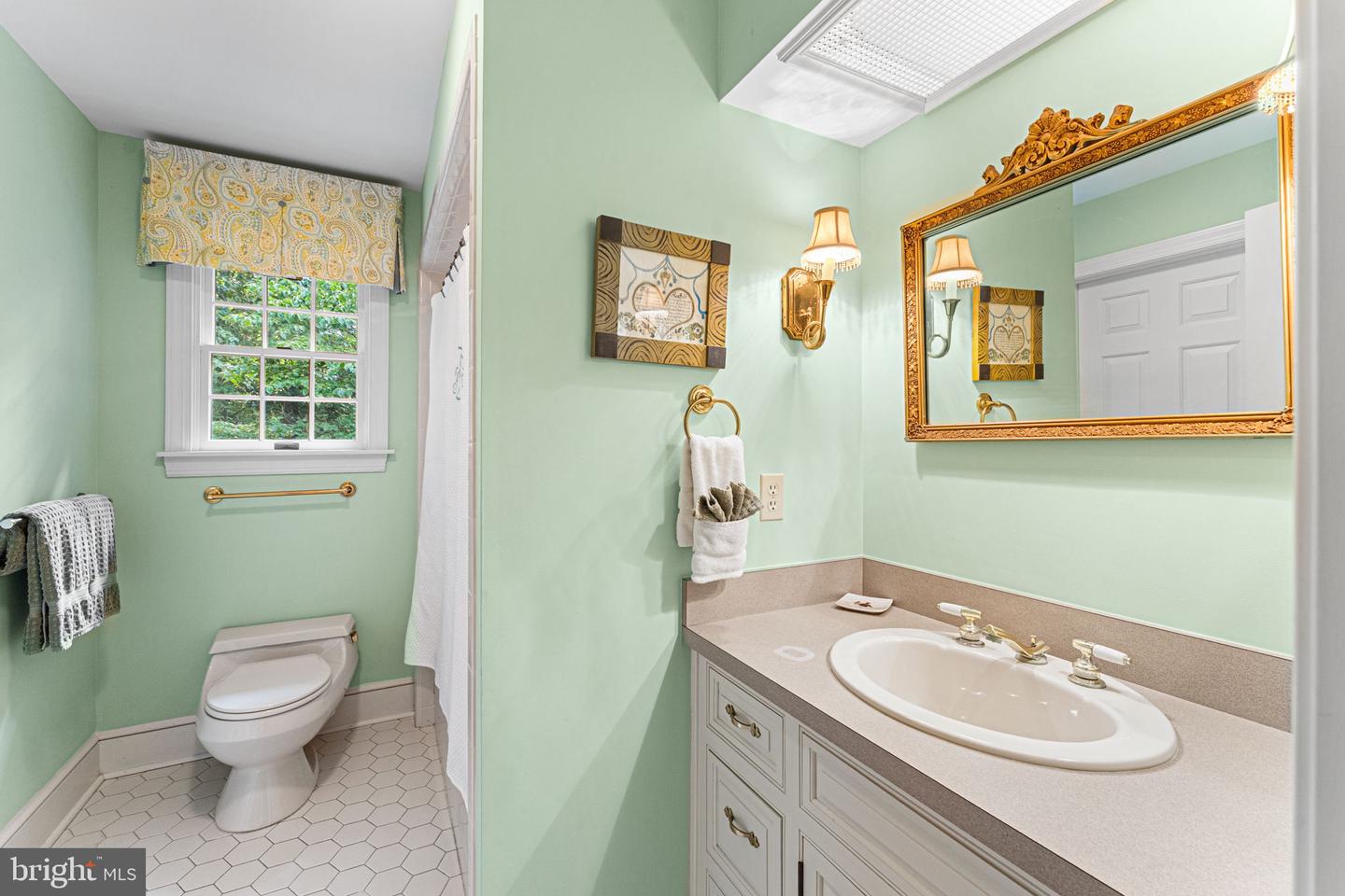 226 CROWDER POINT DR, REEDVILLE, Virginia 22539, 3 Bedrooms Bedrooms, 10 Rooms Rooms,3 BathroomsBathrooms,Residential,For sale,226 CROWDER POINT DR,VANV2001662 MLS # VANV2001662