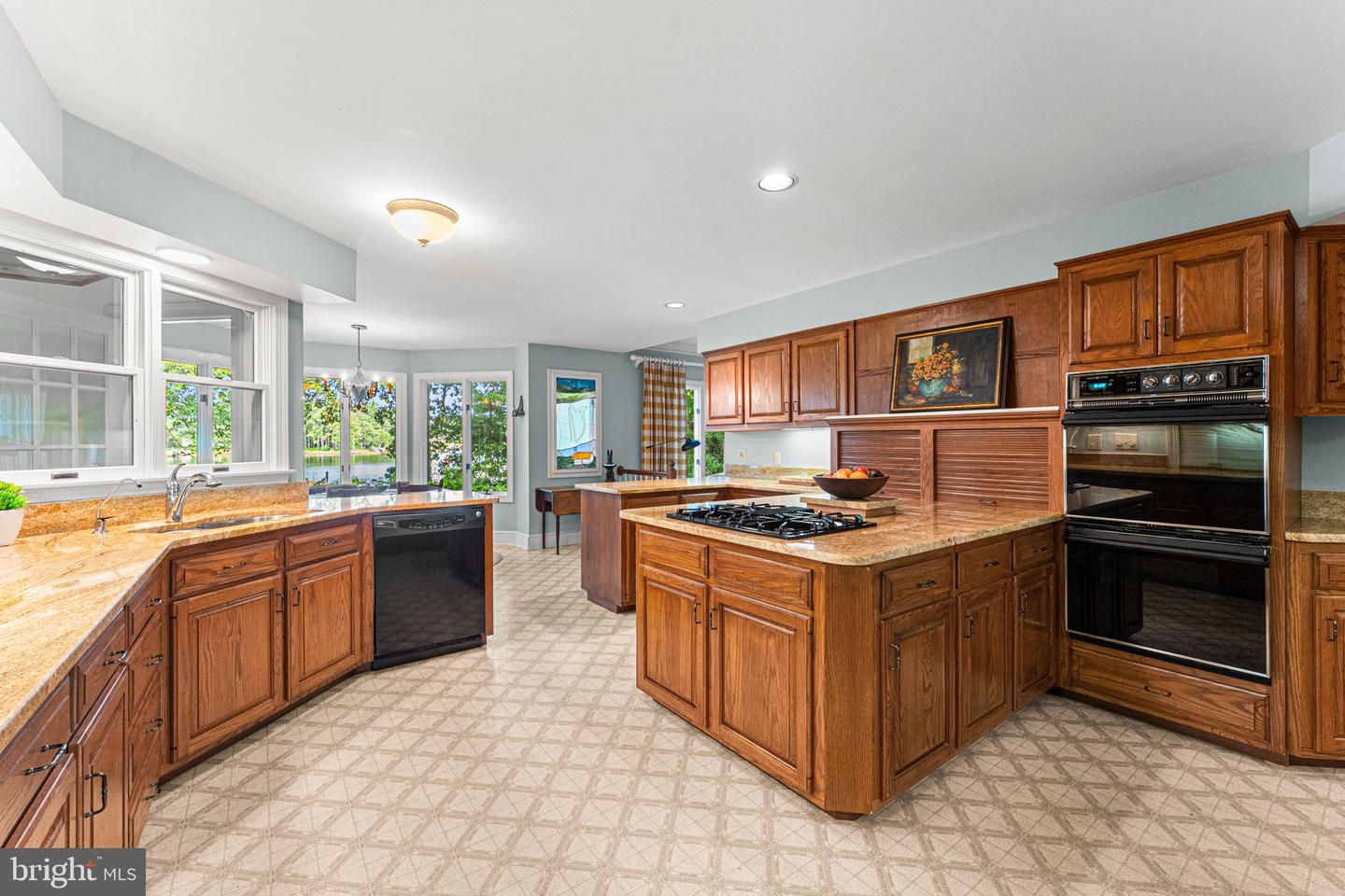 226 CROWDER POINT DR, REEDVILLE, Virginia 22539, 3 Bedrooms Bedrooms, 10 Rooms Rooms,3 BathroomsBathrooms,Residential,For sale,226 CROWDER POINT DR,VANV2001662 MLS # VANV2001662