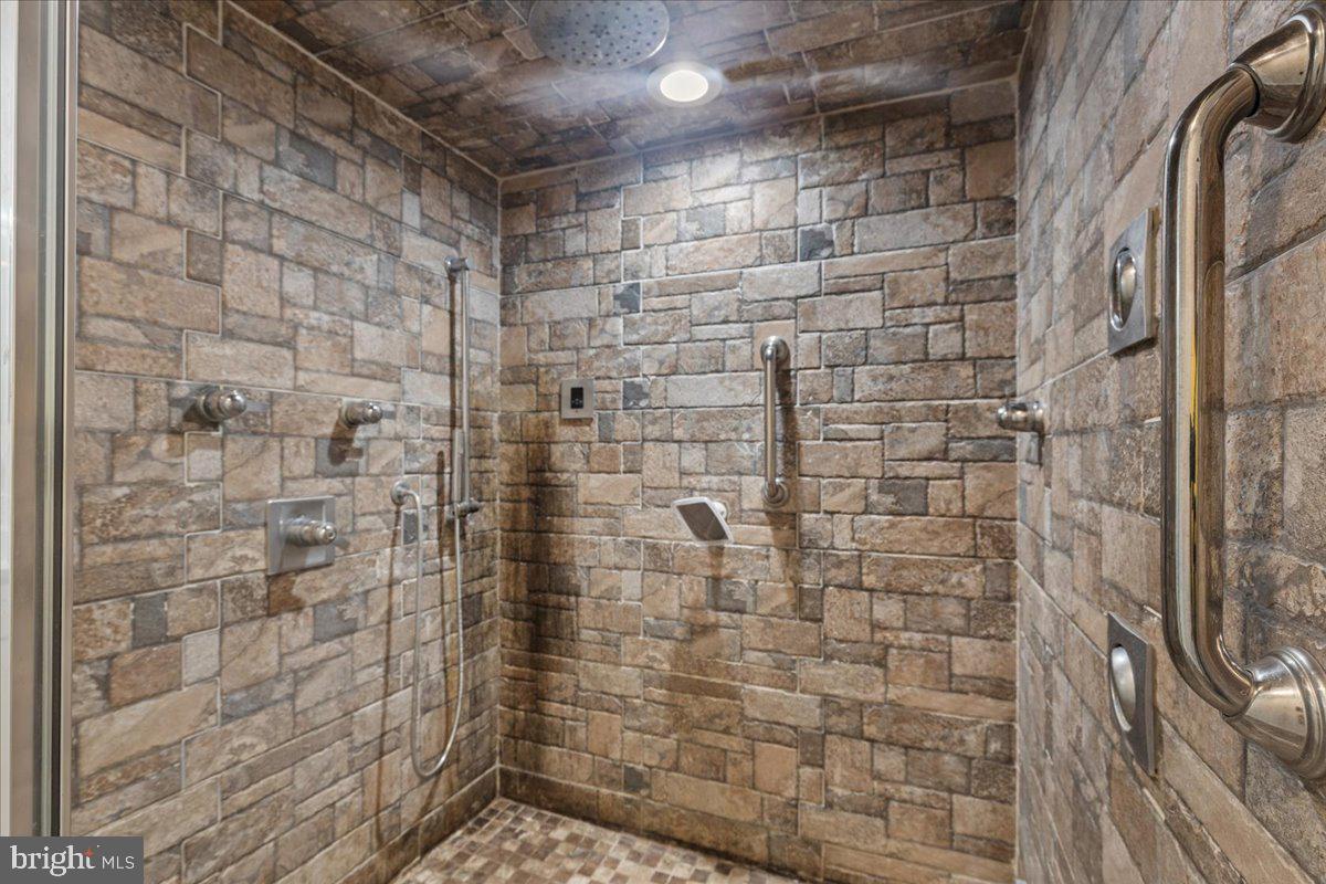 3050 PATRIOT LN, FREDERICKSBURG, Virginia 22408, 4 Bedrooms Bedrooms, ,3 BathroomsBathrooms,Residential,For sale,3050 PATRIOT LN,VASP2034372 MLS # VASP2034372
