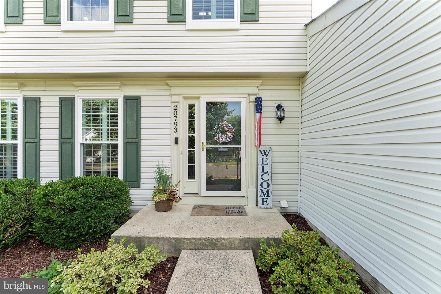 20793 CROSS TIMBER DR, ASHBURN, Virginia 20147, 3 Bedrooms Bedrooms, ,3 BathroomsBathrooms,Residential,For sale,20793 CROSS TIMBER DR,VALO2101098 MLS # VALO2101098
