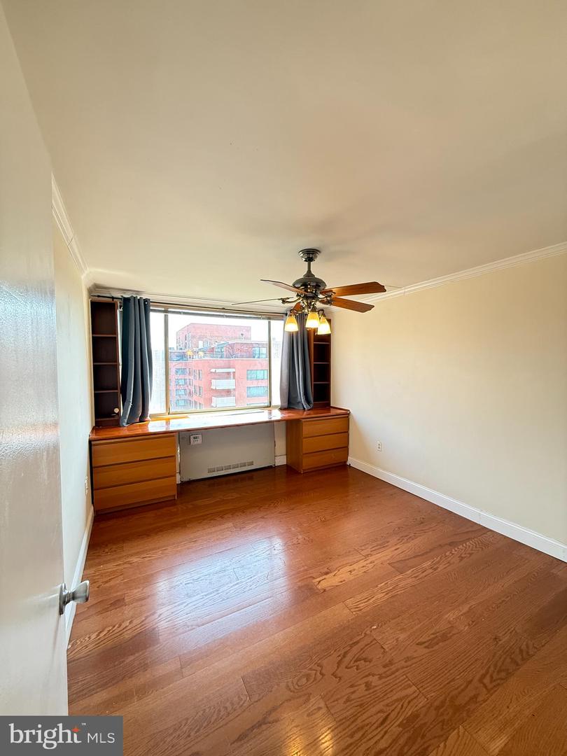 1111 ARLINGTON BLVD #940, ARLINGTON, Virginia 22209, 1 Bedroom Bedrooms, ,1 BathroomBathrooms,Residential,For sale,1111 ARLINGTON BLVD #940,VAAR2060140 MLS # VAAR2060140
