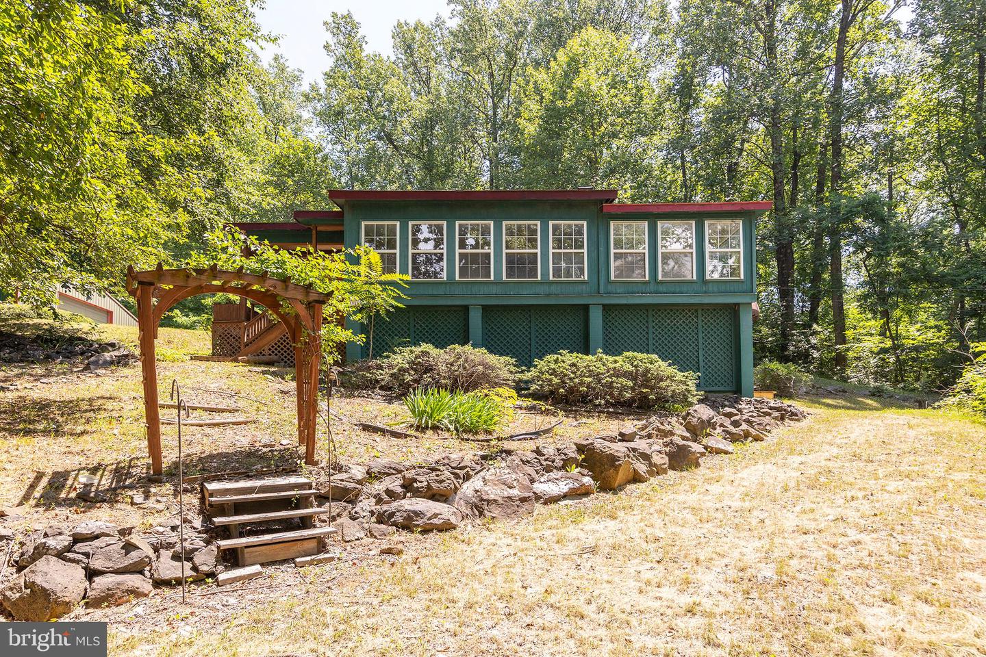 1959 DRUMMER HILL RD, FRONT ROYAL, Virginia 22630, 2 Bedrooms Bedrooms, ,1 BathroomBathrooms,Residential,For sale,1959 DRUMMER HILL RD,VAWR2011624 MLS # VAWR2011624