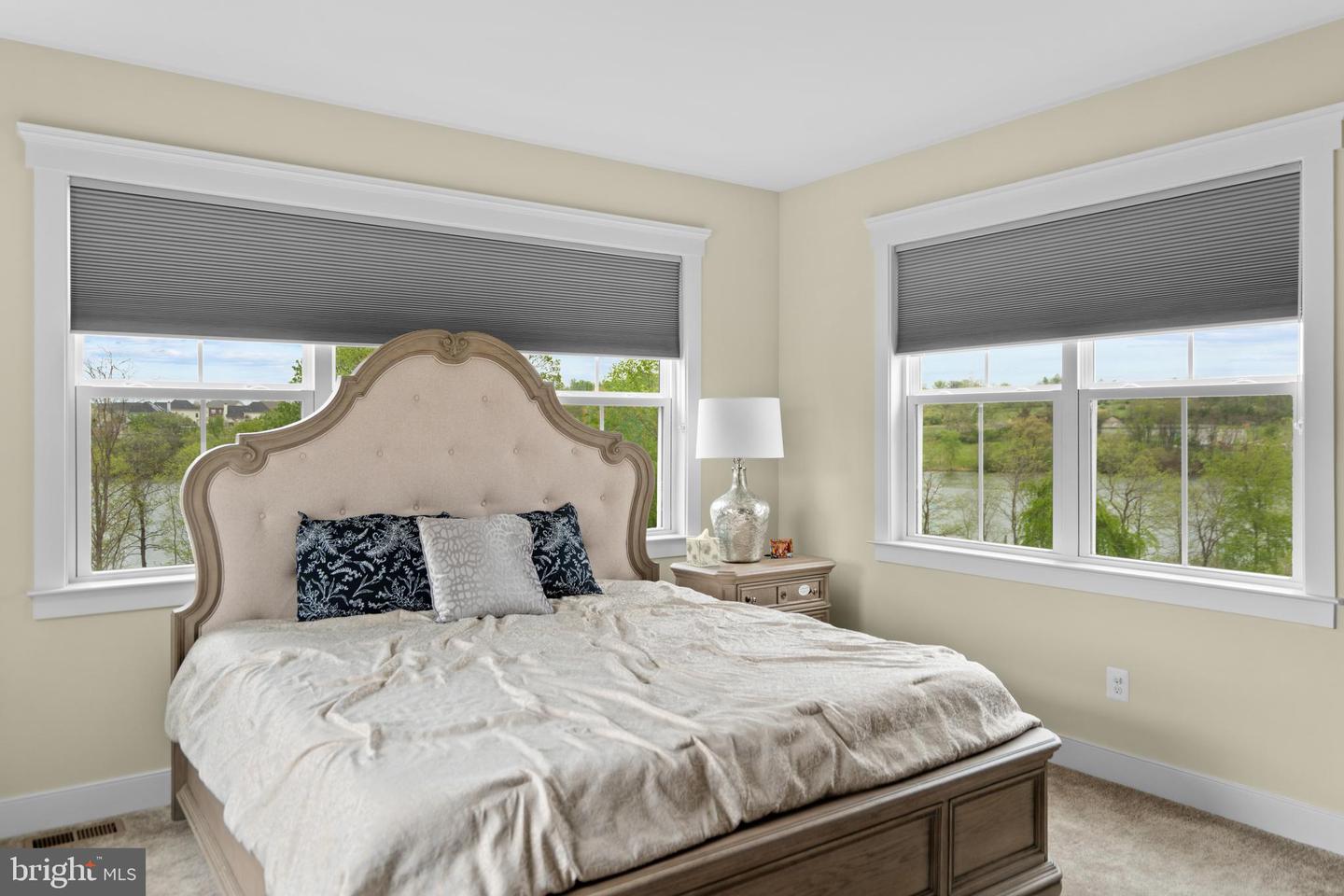 35898 QUANTUM PL, ROUND HILL, Virginia 20141, 4 Bedrooms Bedrooms, ,2 BathroomsBathrooms,Residential,For sale,35898 QUANTUM PL,VALO2101478 MLS # VALO2101478