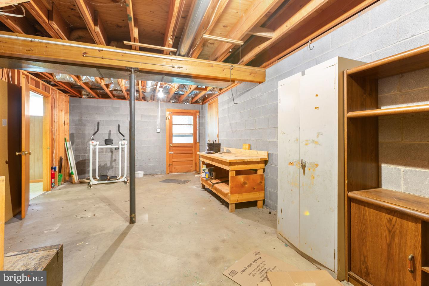 8305 OLD PLANK RD, FREDERICKSBURG, Virginia 22407, 3 Bedrooms Bedrooms, ,2 BathroomsBathrooms,Residential,For sale,8305 OLD PLANK RD,VASP2034562 MLS # VASP2034562