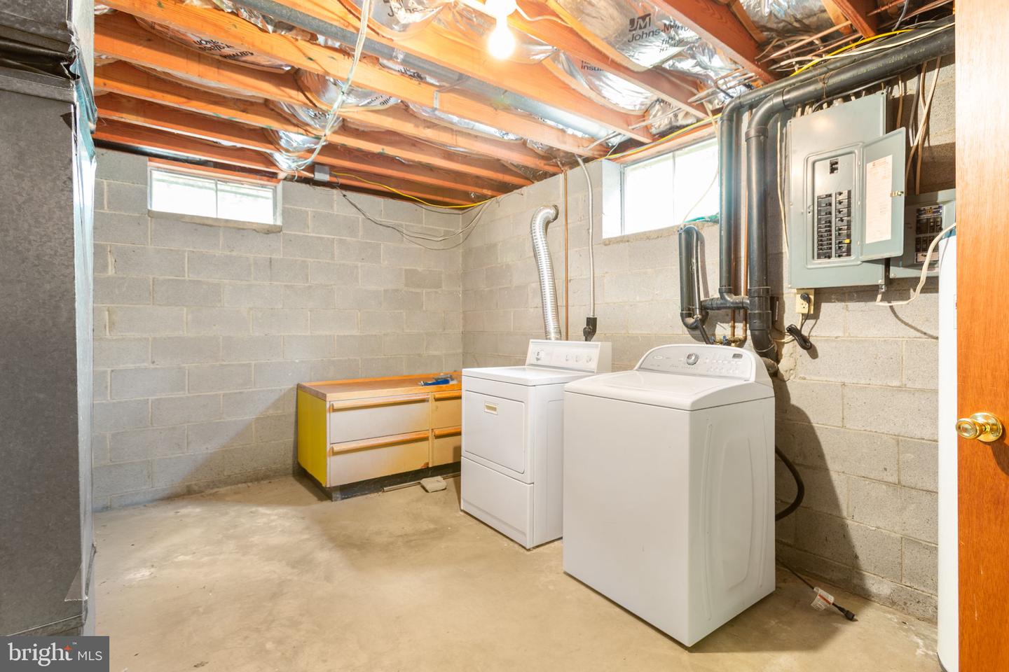 8305 OLD PLANK RD, FREDERICKSBURG, Virginia 22407, 3 Bedrooms Bedrooms, ,2 BathroomsBathrooms,Residential,For sale,8305 OLD PLANK RD,VASP2034562 MLS # VASP2034562