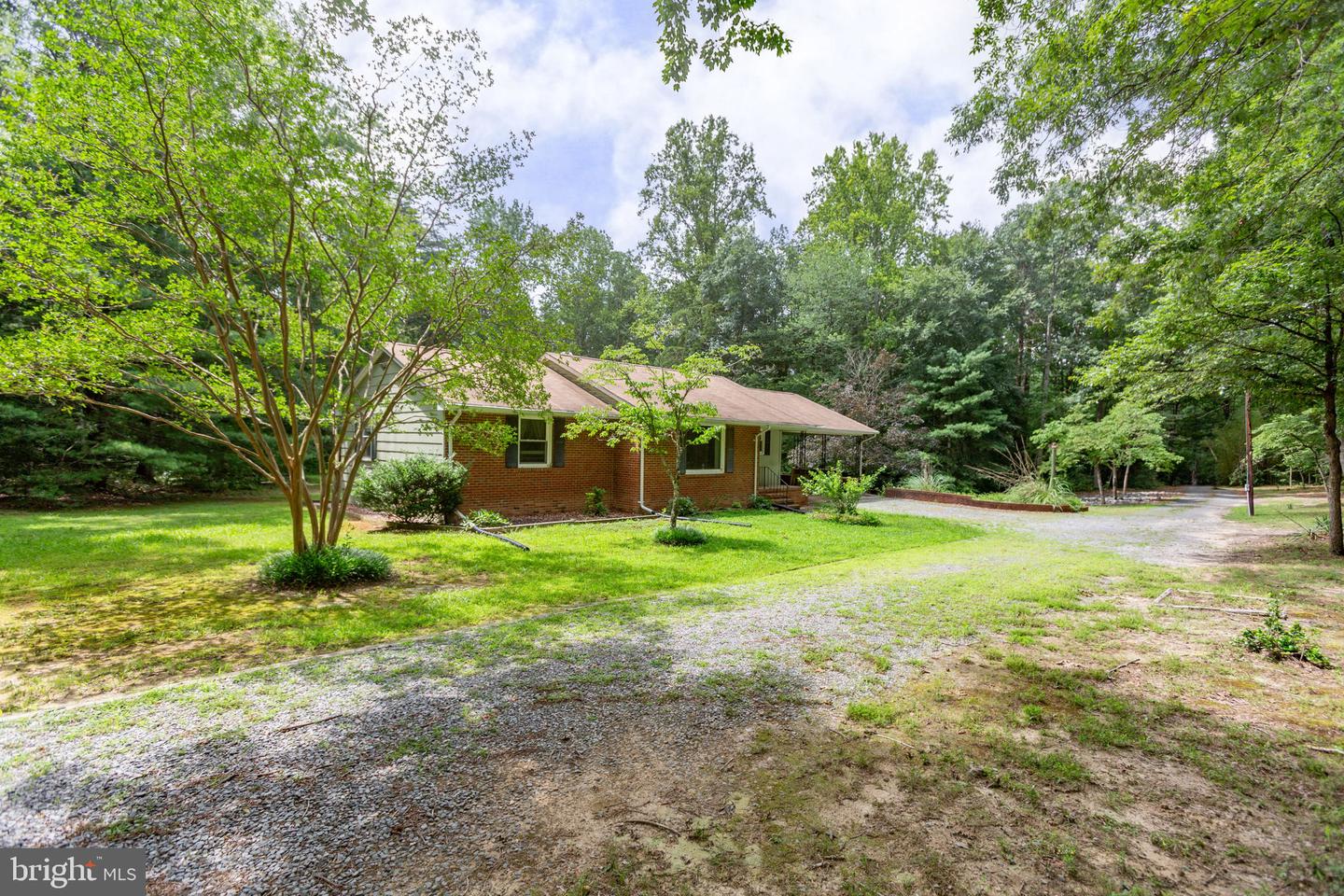 8305 OLD PLANK RD, FREDERICKSBURG, Virginia 22407, 3 Bedrooms Bedrooms, ,2 BathroomsBathrooms,Residential,For sale,8305 OLD PLANK RD,VASP2034562 MLS # VASP2034562