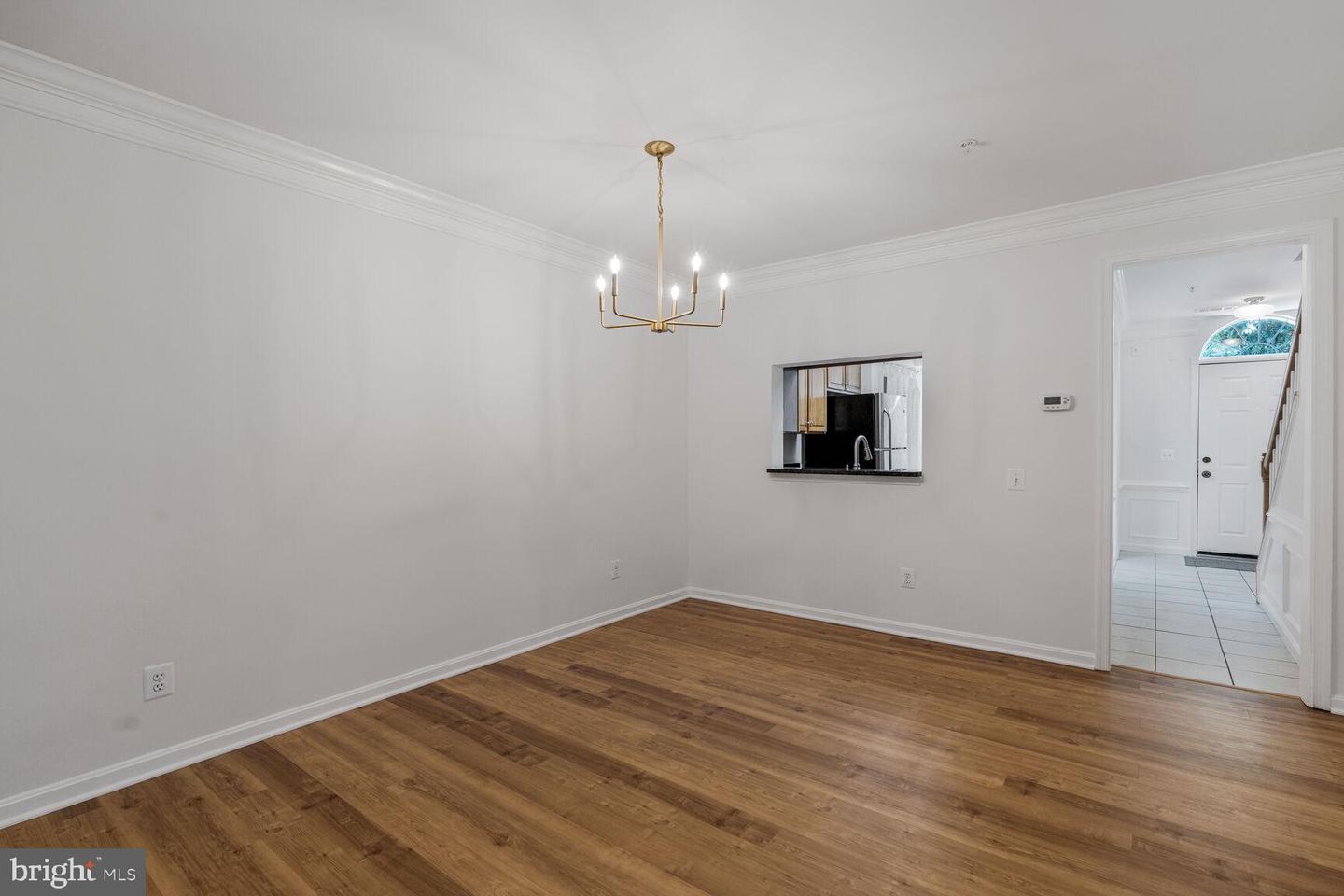 7028 FALLS REACH DR, FALLS CHURCH, Virginia 22043, 2 Bedrooms Bedrooms, ,2 BathroomsBathrooms,Residential,For sale,7028 FALLS REACH DR,VAFX2254646 MLS # VAFX2254646