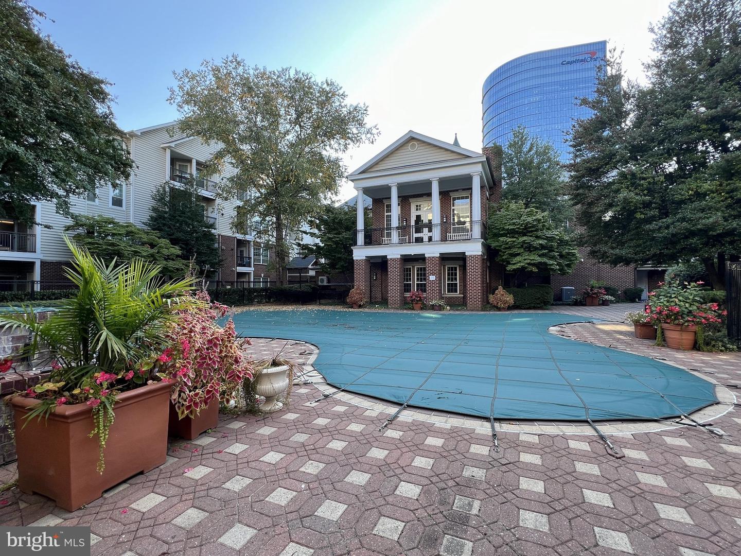 1580 SPRING GATE DR #4111, MCLEAN, Virginia 22102, 1 Bedroom Bedrooms, ,1 BathroomBathrooms,Residential,For sale,1580 SPRING GATE DR #4111,VAFX2254648 MLS # VAFX2254648 1580 SPRING GATE DR #4111, MCLEAN, Virginia 22102, 1 Bedroom Bedrooms, ,1 BathroomBathrooms,Residential,For sale,1580 SPRING GATE DR #4111,VAFX2254648 MLS # VAFX2254648