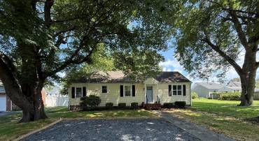 36 ROSENEATH AVE, KILMARNOCK, Virginia 22482, 2 Bedrooms Bedrooms, ,2 BathroomsBathrooms,Residential,For sale,36 ROSENEATH AVE,VALV2000848 MLS # VALV2000848