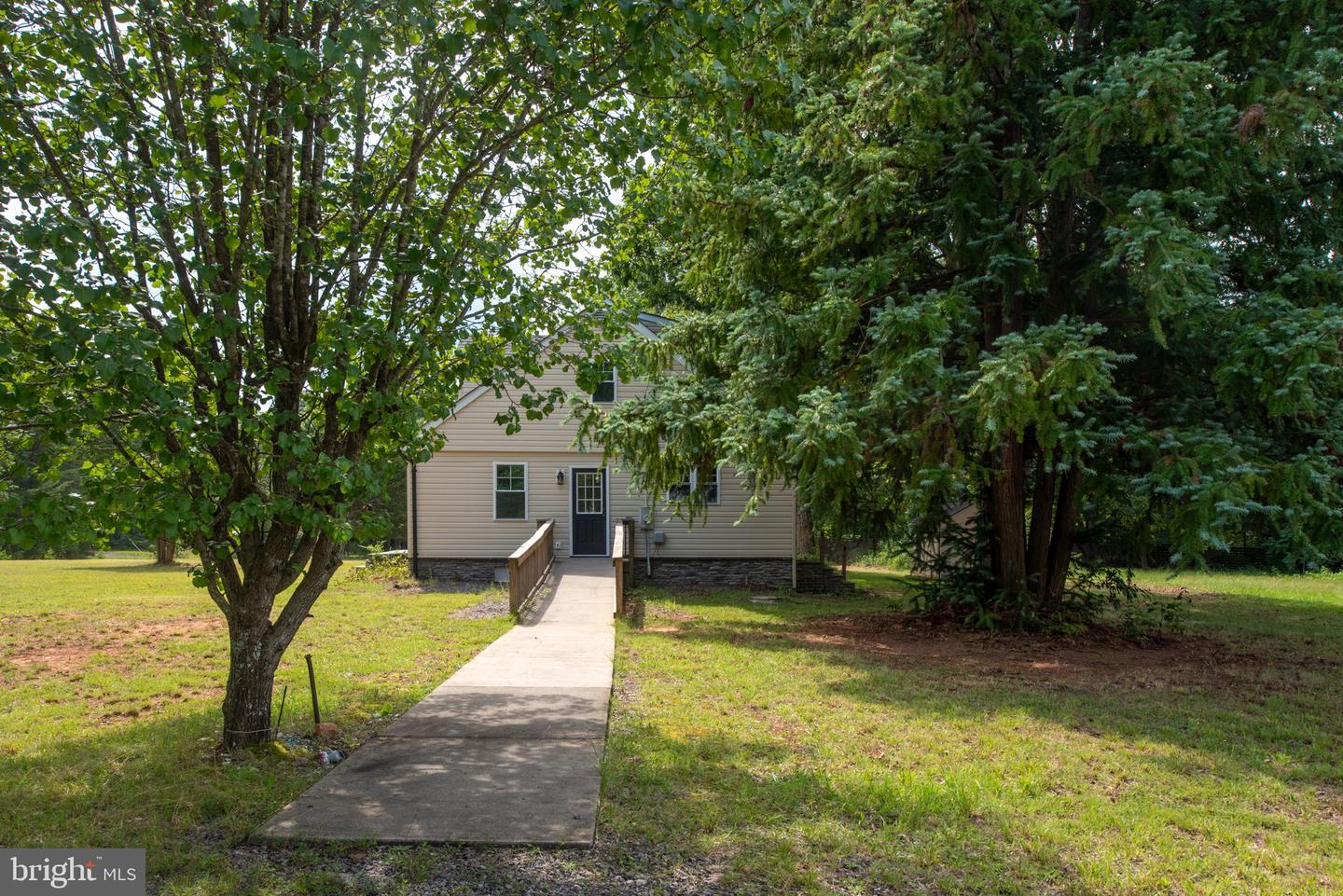 7541 LAWYERS RD, SPOTSYLVANIA, Virginia 22551, 4 Bedrooms Bedrooms, ,3 BathroomsBathrooms,Residential,For sale,7541 LAWYERS RD,VASP2034768 MLS # VASP2034768