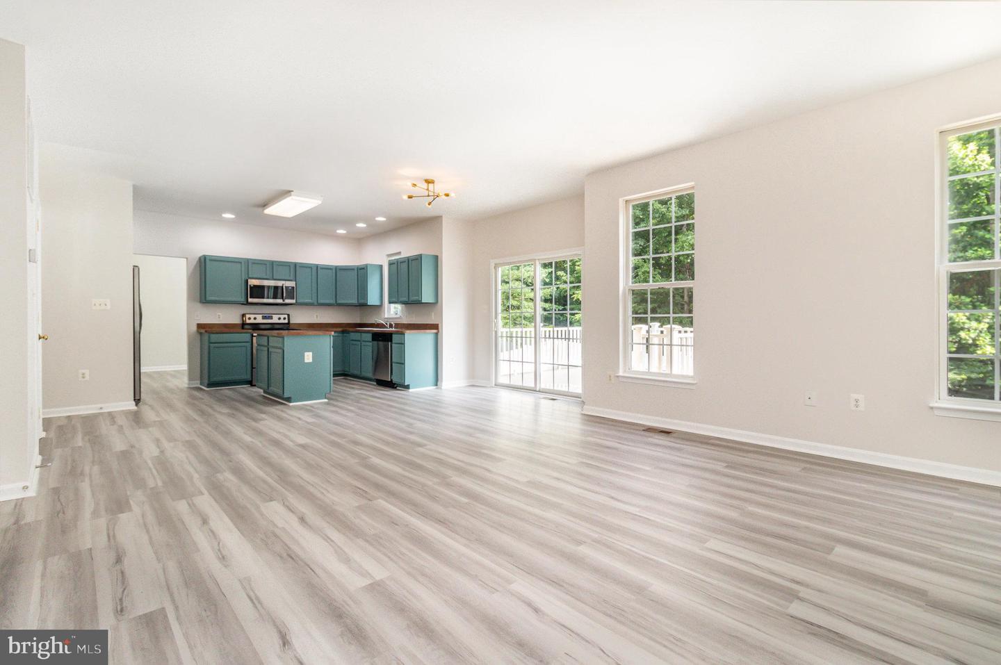 6224 HOT SPRING LN, FREDERICKSBURG, Virginia 22407, 5 Bedrooms Bedrooms, ,3 BathroomsBathrooms,Residential,For sale,6224 HOT SPRING LN,VASP2034772 MLS # VASP2034772