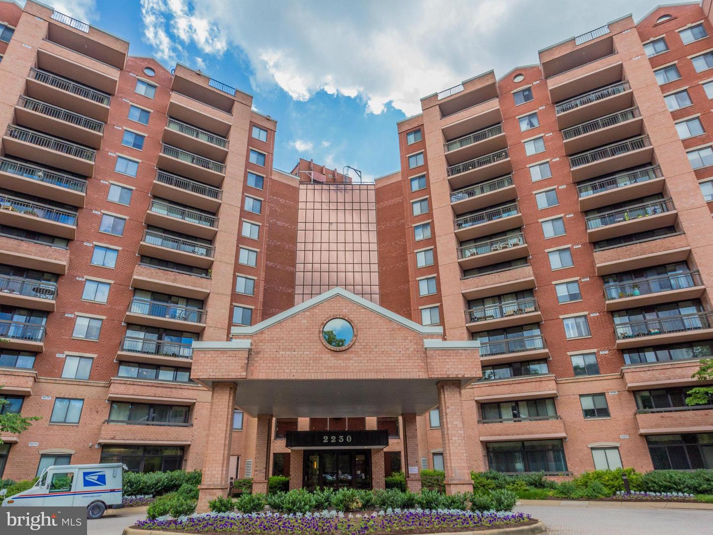 2230 GEORGE C MARSHALL DR #707, FALLS CHURCH, Virginia 22043, 2 Bedrooms Bedrooms, ,1 BathroomBathrooms,Residential,For sale,2230 GEORGE C MARSHALL DR #707,VAFX2256184 MLS # VAFX2256184
