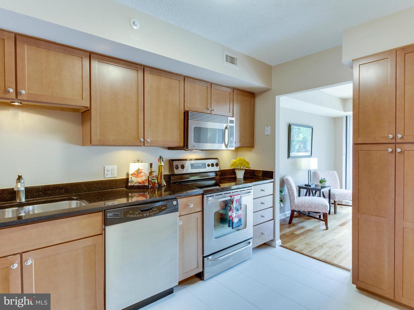 2230 GEORGE C MARSHALL DR #707, FALLS CHURCH, Virginia 22043, 2 Bedrooms Bedrooms, ,1 BathroomBathrooms,Residential,For sale,2230 GEORGE C MARSHALL DR #707,VAFX2256184 MLS # VAFX2256184