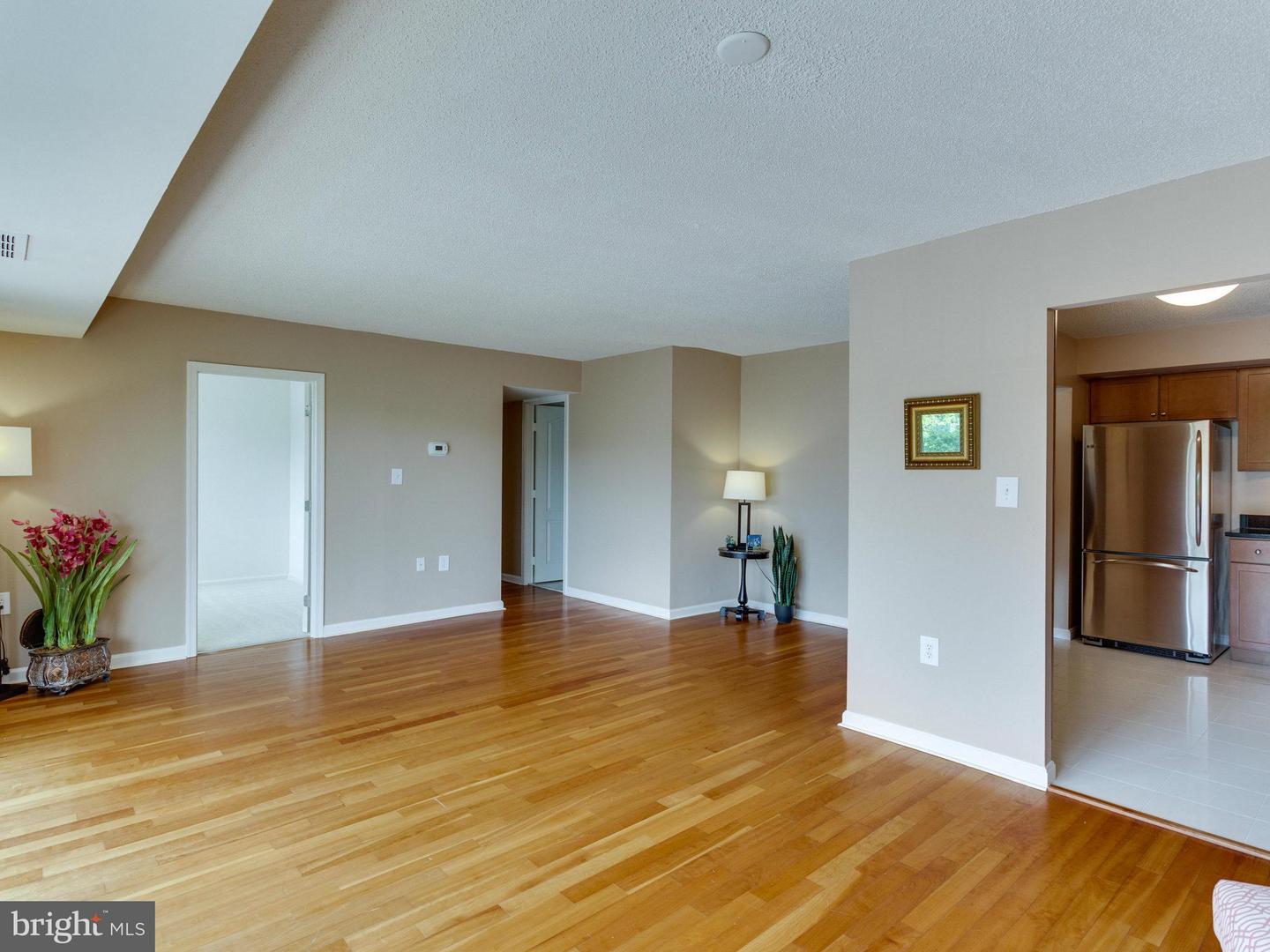 2230 GEORGE C MARSHALL DR #707, FALLS CHURCH, Virginia 22043, 2 Bedrooms Bedrooms, ,1 BathroomBathrooms,Residential,For sale,2230 GEORGE C MARSHALL DR #707,VAFX2256184 MLS # VAFX2256184