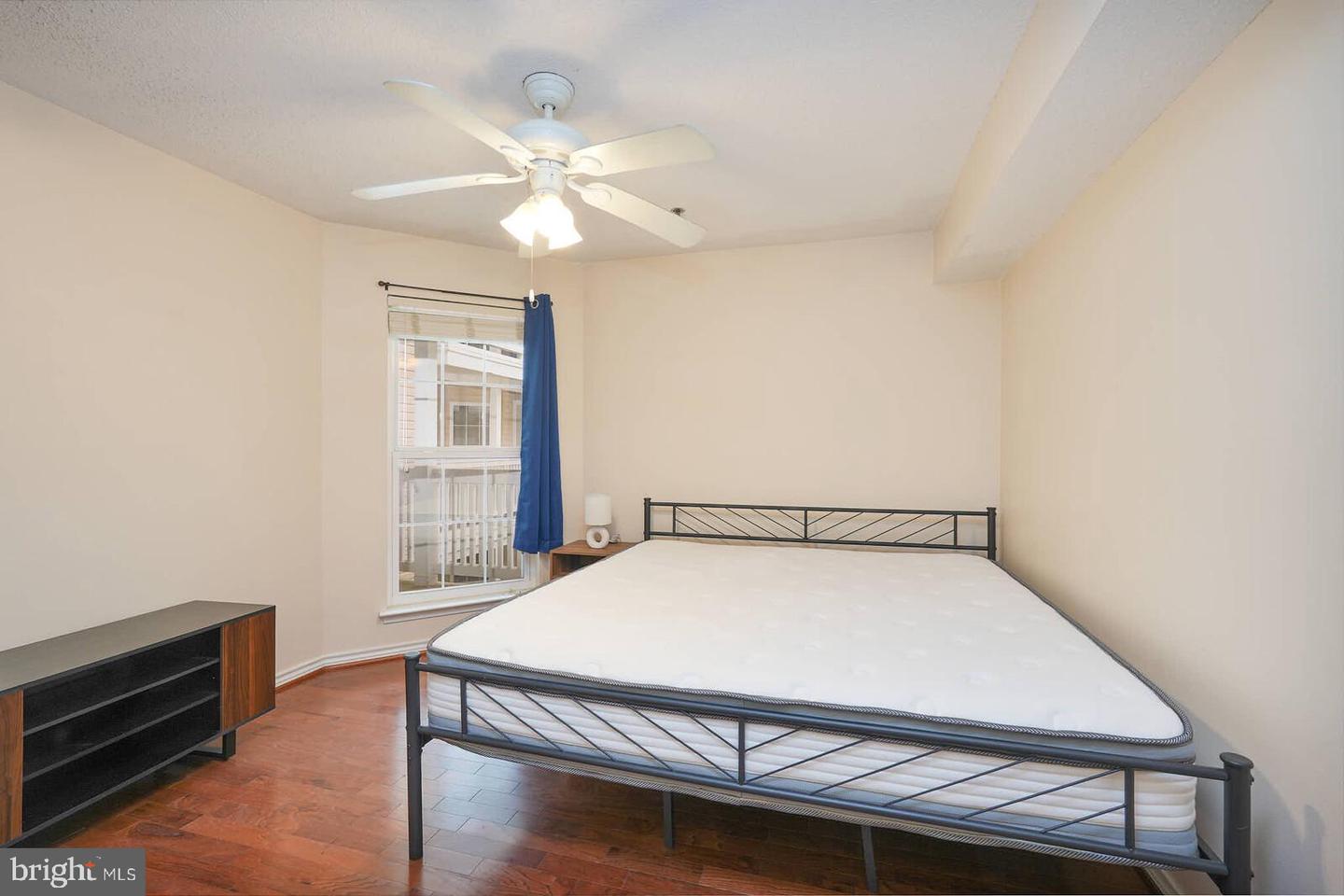 1504 LINCOLN WAY #302, MCLEAN, Virginia 22102, 1 Bedroom Bedrooms, 3 Rooms Rooms,1 BathroomBathrooms,Residential,For sale,1504 LINCOLN WAY #302,VAFX2256200 MLS # VAFX2256200