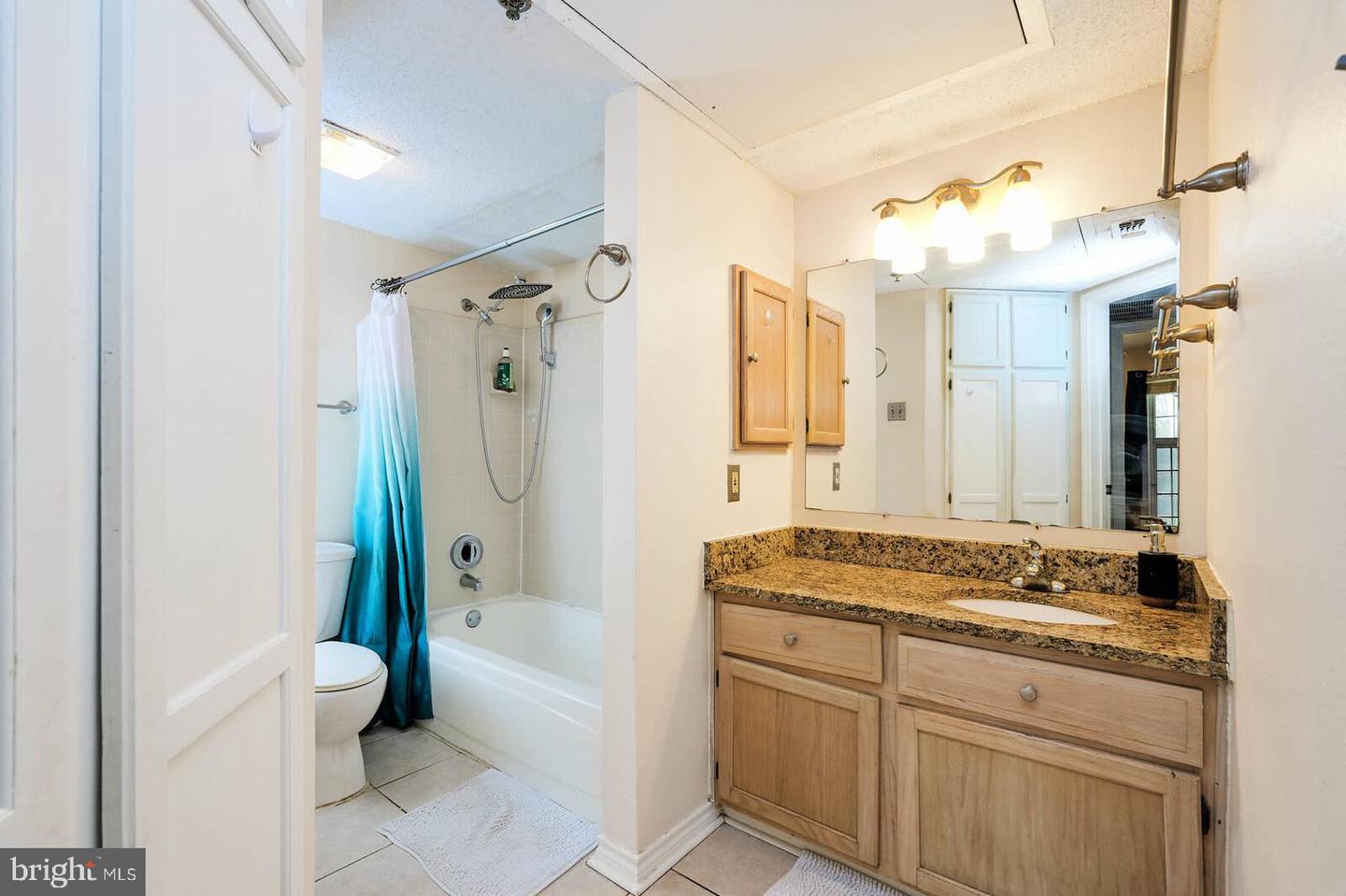 1504 LINCOLN WAY #302, MCLEAN, Virginia 22102, 1 Bedroom Bedrooms, 3 Rooms Rooms,1 BathroomBathrooms,Residential,For sale,1504 LINCOLN WAY #302,VAFX2256200 MLS # VAFX2256200
