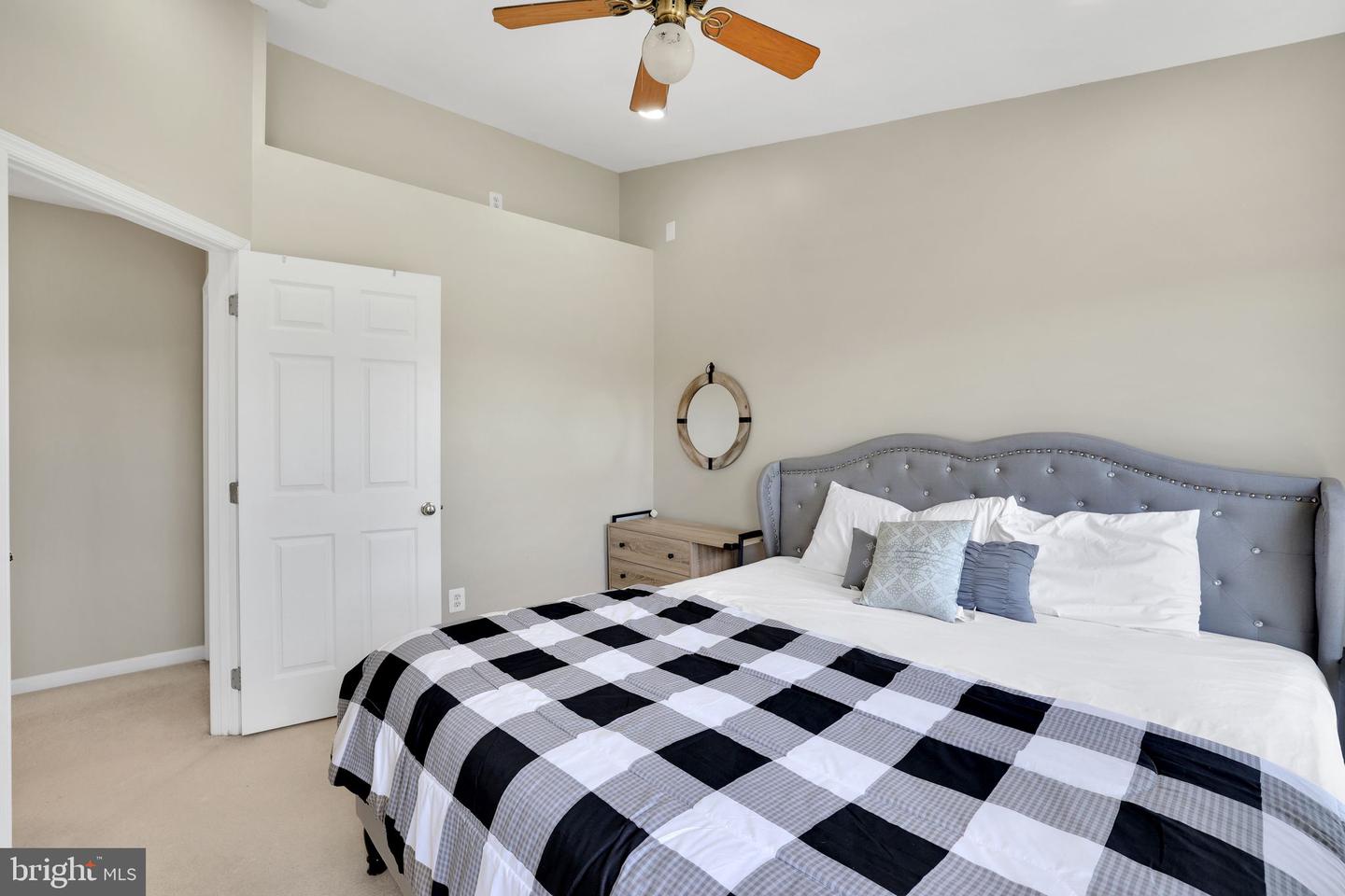 25497 BERESFORD DR, CHANTILLY, Virginia 20152, 3 Bedrooms Bedrooms, ,2 BathroomsBathrooms,Residential,For sale,25497 BERESFORD DR,VALO2102538 MLS # VALO2102538
