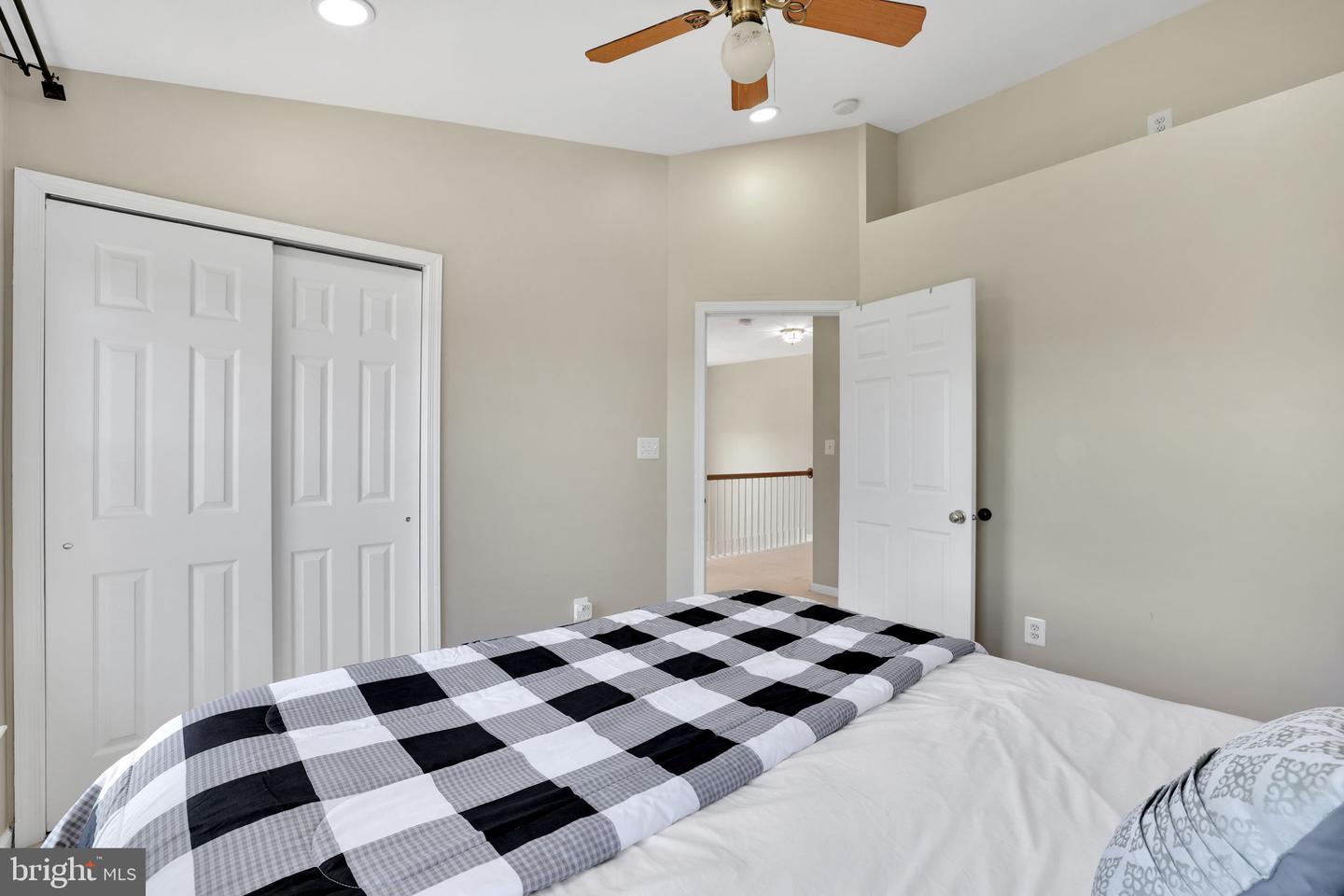 25497 BERESFORD DR, CHANTILLY, Virginia 20152, 3 Bedrooms Bedrooms, ,2 BathroomsBathrooms,Residential,For sale,25497 BERESFORD DR,VALO2102538 MLS # VALO2102538