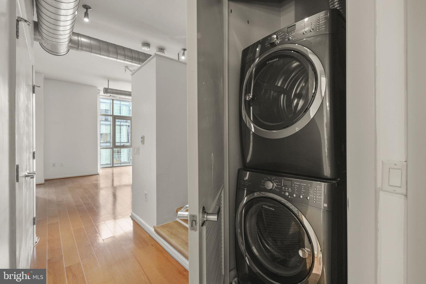 811 4TH ST NW #612, WASHINGTON, District Of Columbia 20001, 2 Bedrooms Bedrooms, ,2 BathroomsBathrooms,Residential,For sale,811 4TH ST NW #612,DCDC2210956 MLS # DCDC2210956