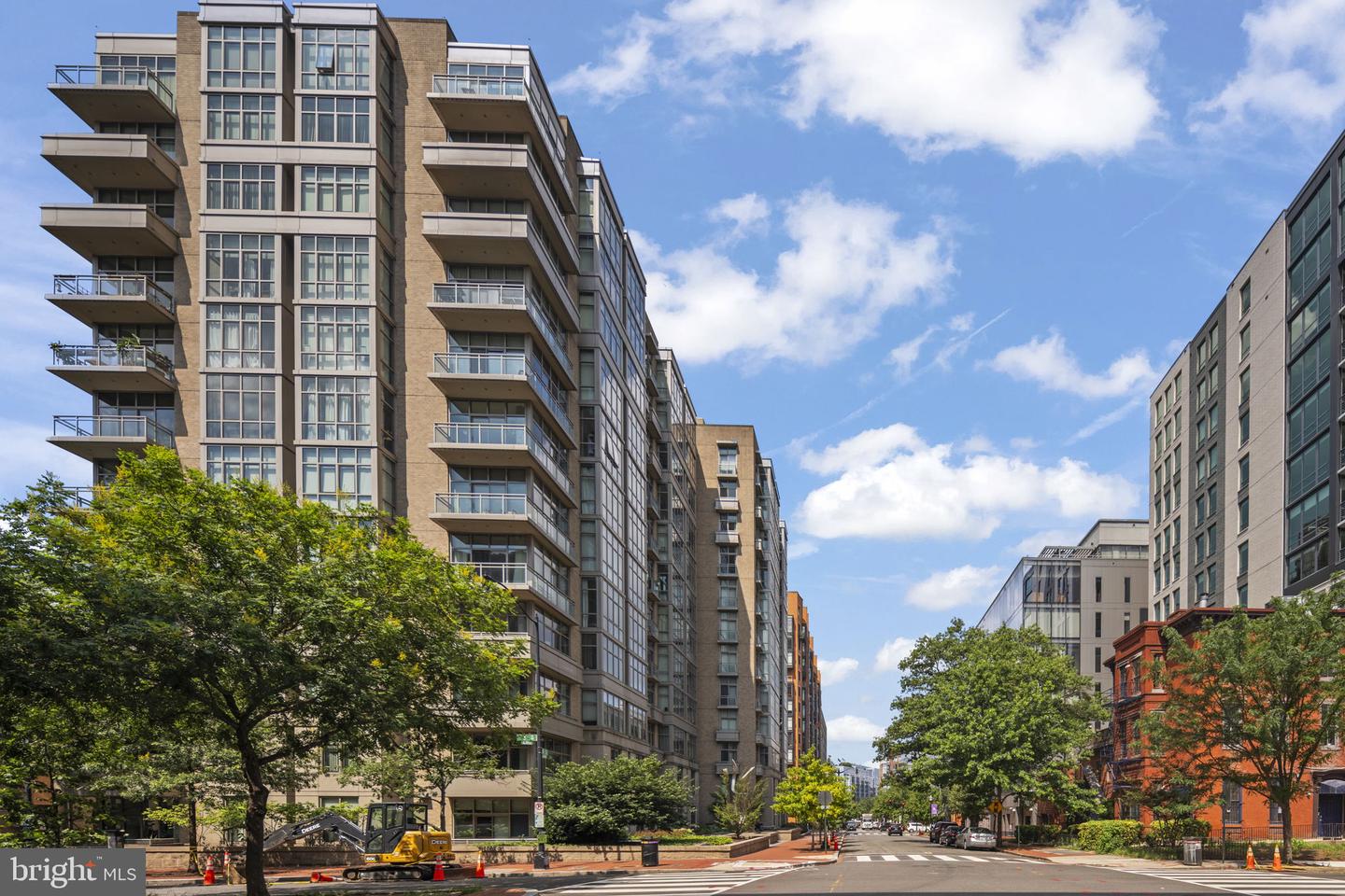 811 4TH ST NW #612, WASHINGTON, District Of Columbia 20001, 2 Bedrooms Bedrooms, ,2 BathroomsBathrooms,Residential,For sale,811 4TH ST NW #612,DCDC2210956 MLS # DCDC2210956
