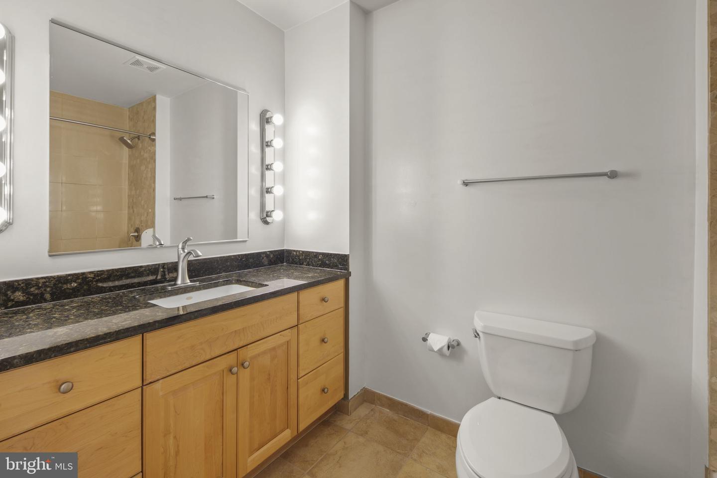 811 4TH ST NW #612, WASHINGTON, District Of Columbia 20001, 2 Bedrooms Bedrooms, ,2 BathroomsBathrooms,Residential,For sale,811 4TH ST NW #612,DCDC2210956 MLS # DCDC2210956