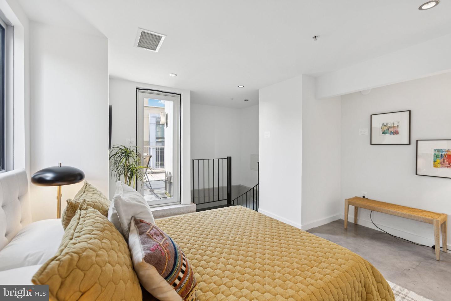 701 LAMONT ST NW #PH-50, WASHINGTON, District Of Columbia 20010, 2 Bedrooms Bedrooms, ,2 BathroomsBathrooms,Residential,For sale,701 LAMONT ST NW #PH-50,DCDC2210474 MLS # DCDC2210474