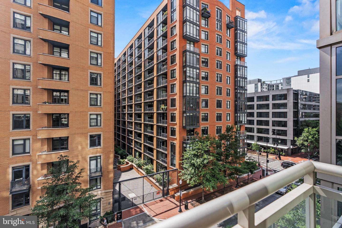 811 4TH ST NW #507, WASHINGTON, District Of Columbia 20001, 1 Bedroom Bedrooms, ,1 BathroomBathrooms,Residential,For sale,811 4TH ST NW #507,DCDC2210694 MLS # DCDC2210694