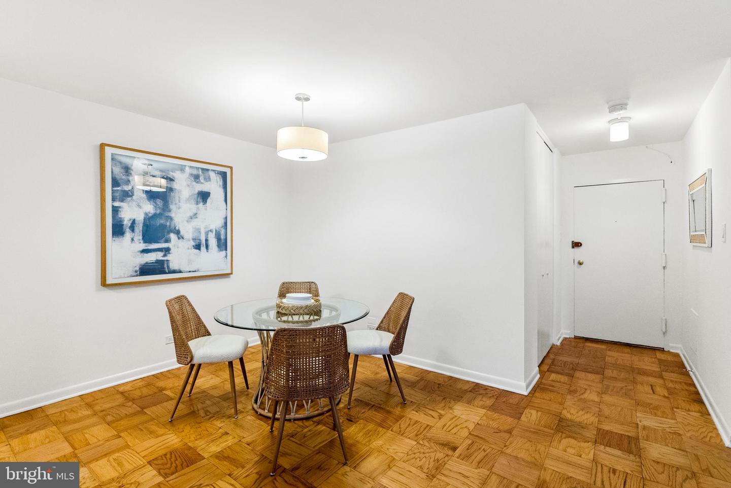 1260 21ST ST NW #911, WASHINGTON, District Of Columbia 20036, 2 Bedrooms Bedrooms, ,1 BathroomBathrooms,Residential,For sale,1260 21ST ST NW #911,DCDC2210802 MLS # DCDC2210802