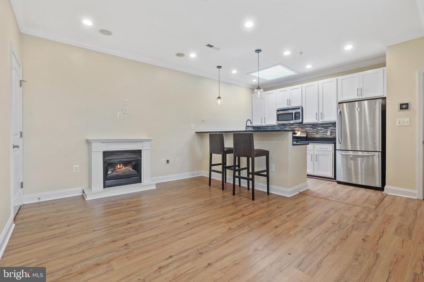 410 15TH ST NE #24, WASHINGTON, District Of Columbia 20002, 2 Bedrooms Bedrooms, ,1 BathroomBathrooms,Residential,For sale,410 15TH ST NE #24,DCDC2210808 MLS # DCDC2210808
