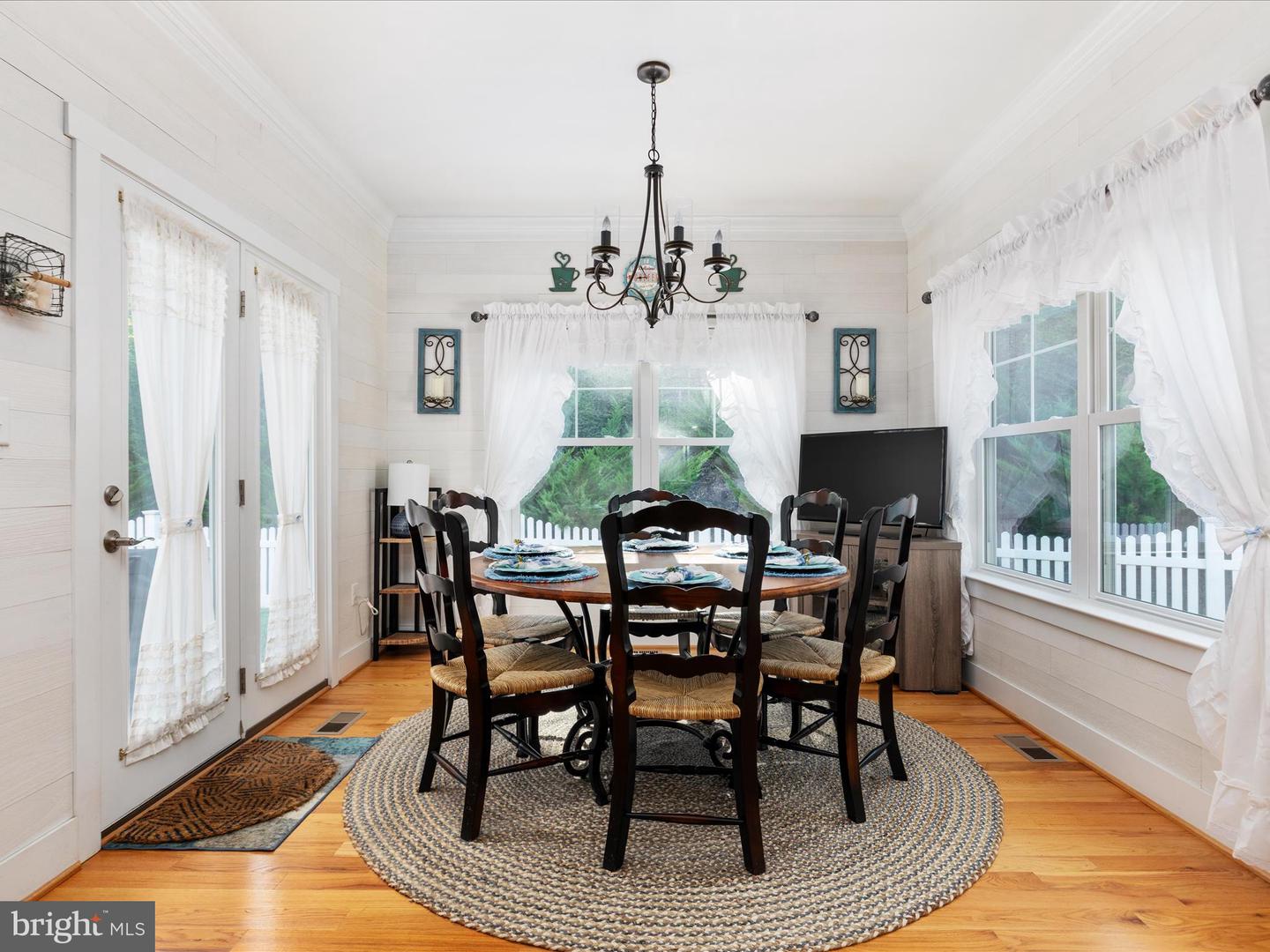 140 WHISTLEWOOD LN, WINCHESTER, Virginia 22602, 5 Bedrooms Bedrooms, ,3 BathroomsBathrooms,Residential,For sale,140 WHISTLEWOOD LN,VAFV2035500 MLS # VAFV2035500
