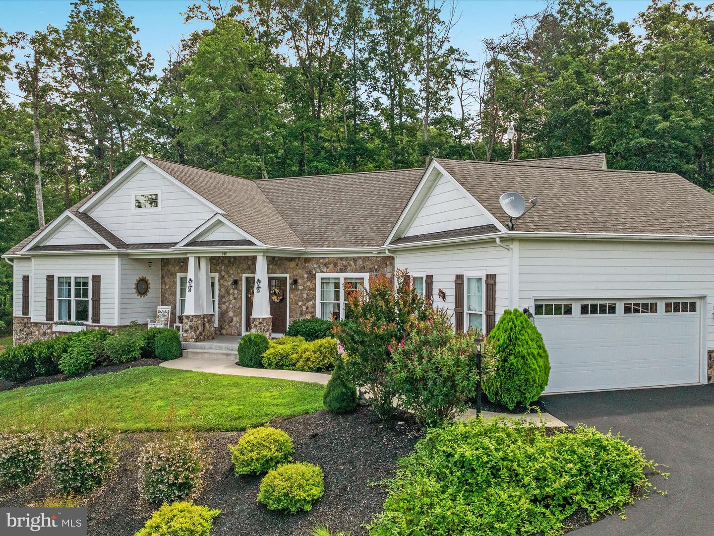 140 WHISTLEWOOD LN, WINCHESTER, Virginia 22602, 5 Bedrooms Bedrooms, ,3 BathroomsBathrooms,Residential,For sale,140 WHISTLEWOOD LN,VAFV2035500 MLS # VAFV2035500
