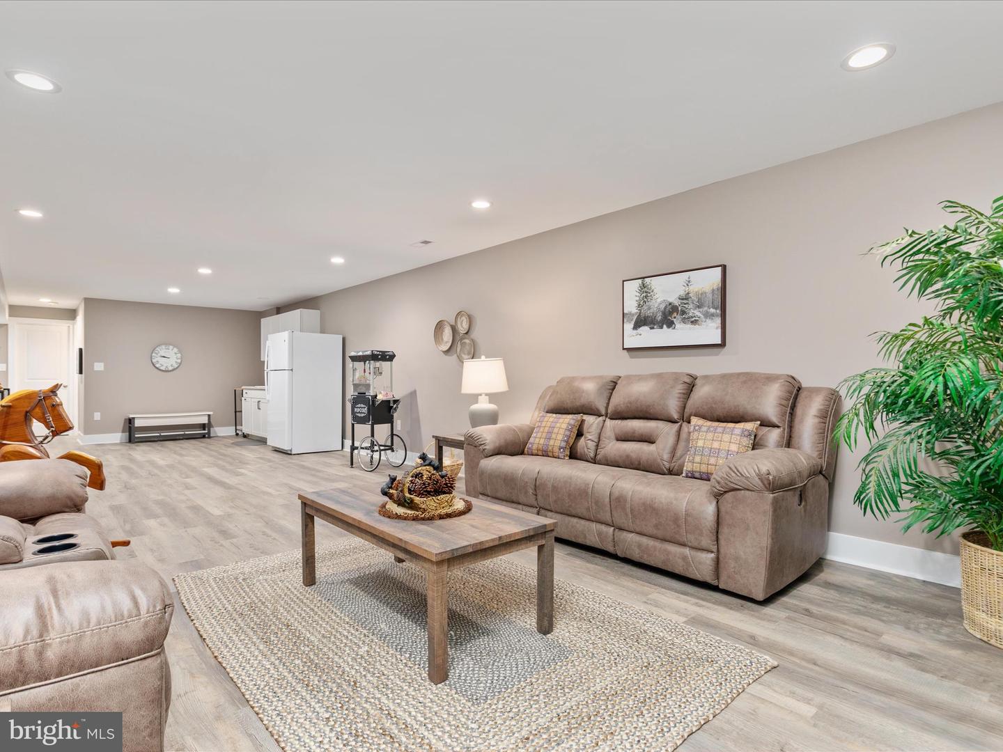 140 WHISTLEWOOD LN, WINCHESTER, Virginia 22602, 5 Bedrooms Bedrooms, ,3 BathroomsBathrooms,Residential,For sale,140 WHISTLEWOOD LN,VAFV2035500 MLS # VAFV2035500