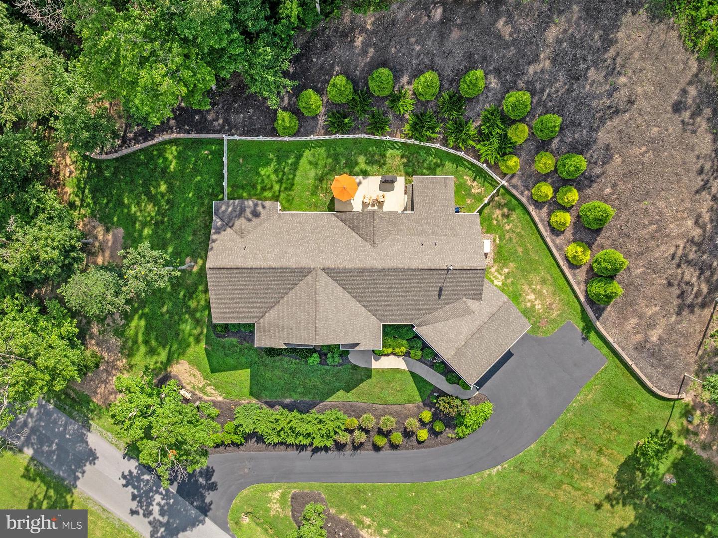 140 WHISTLEWOOD LN, WINCHESTER, Virginia 22602, 5 Bedrooms Bedrooms, ,3 BathroomsBathrooms,Residential,For sale,140 WHISTLEWOOD LN,VAFV2035500 MLS # VAFV2035500