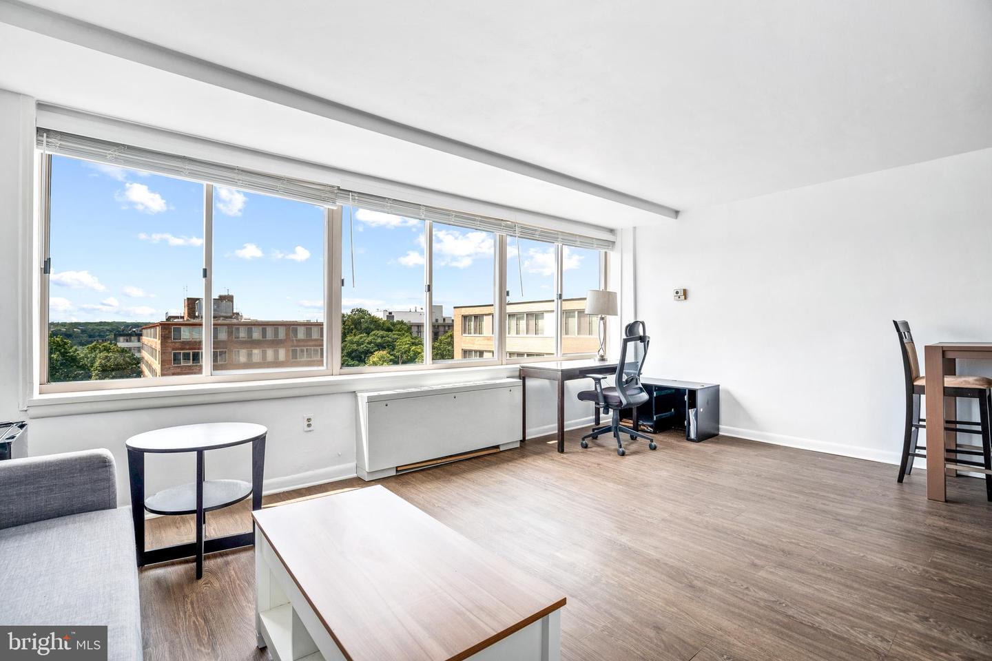 922 24TH ST NW #812, WASHINGTON, District Of Columbia 20037, ,1 BathroomBathrooms,Residential,For sale,922 24TH ST NW #812,DCDC2210842 MLS # DCDC2210842
