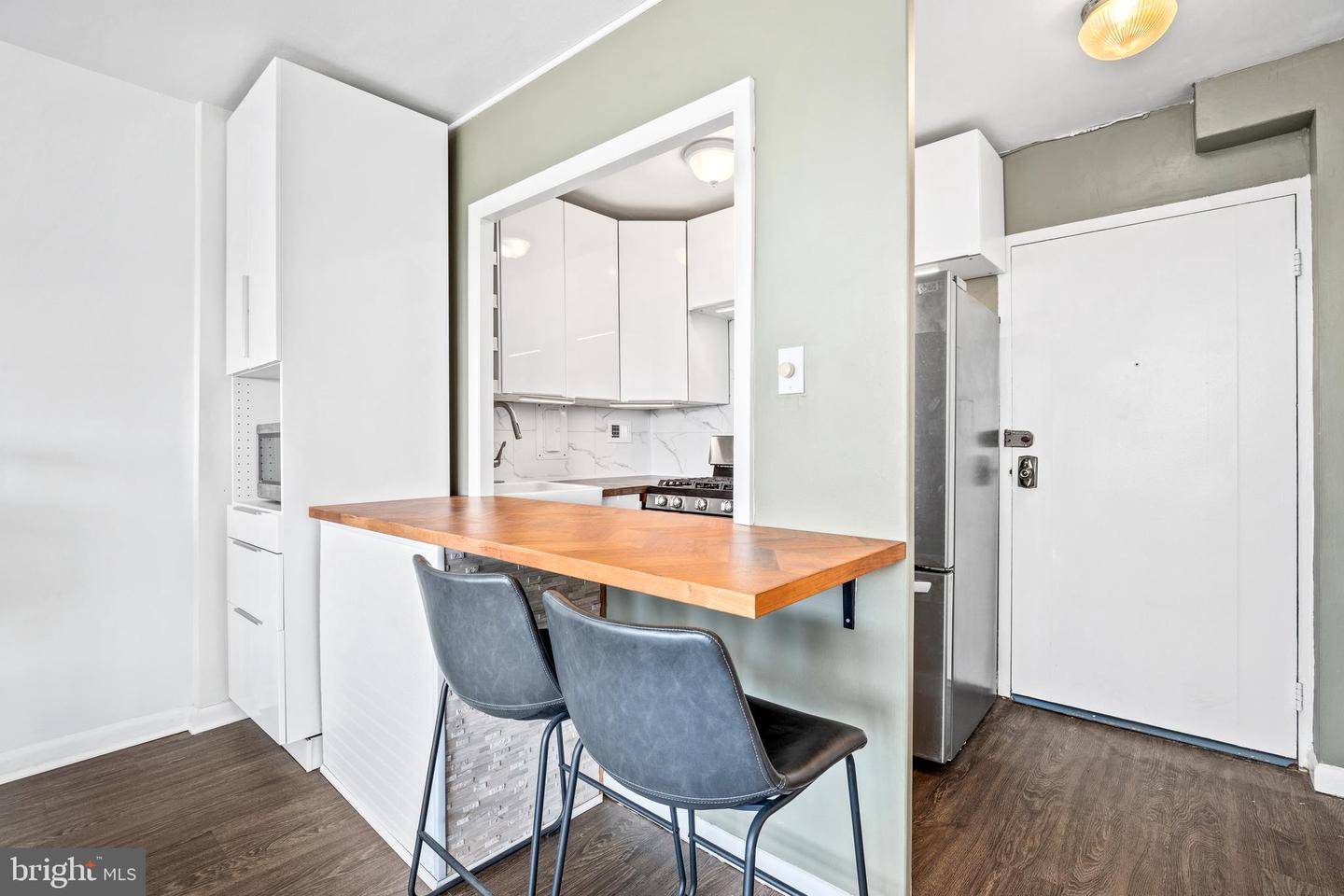 922 24TH ST NW #812, WASHINGTON, District Of Columbia 20037, ,1 BathroomBathrooms,Residential,For sale,922 24TH ST NW #812,DCDC2210842 MLS # DCDC2210842