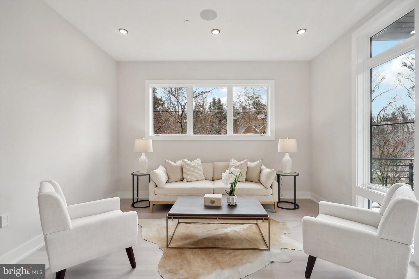 4920 LOUGHBORO RD NW, WASHINGTON, District Of Columbia 20016, 7 Bedrooms Bedrooms, ,8 BathroomsBathrooms,Residential,For sale,4920 LOUGHBORO RD NW,DCDC2210968 MLS # DCDC2210968