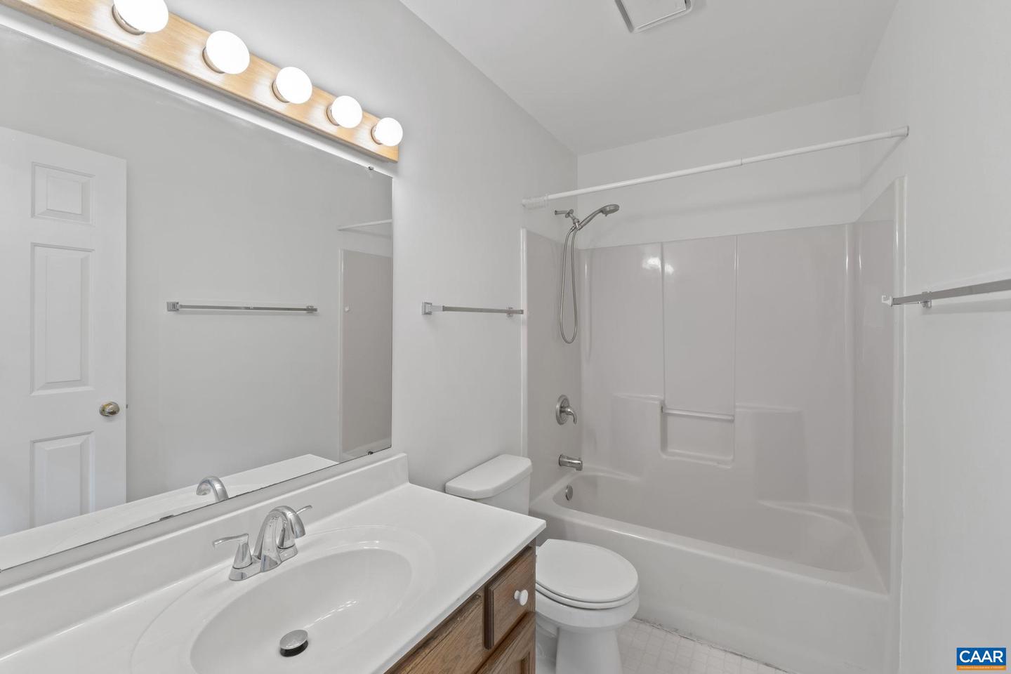 3243 GATEWAY CIR, CHARLOTTESVILLE, Virginia 22911, 3 Bedrooms Bedrooms, ,2 BathroomsBathrooms,Residential,For sale,3243 GATEWAY CIR,666880 MLS # 666880