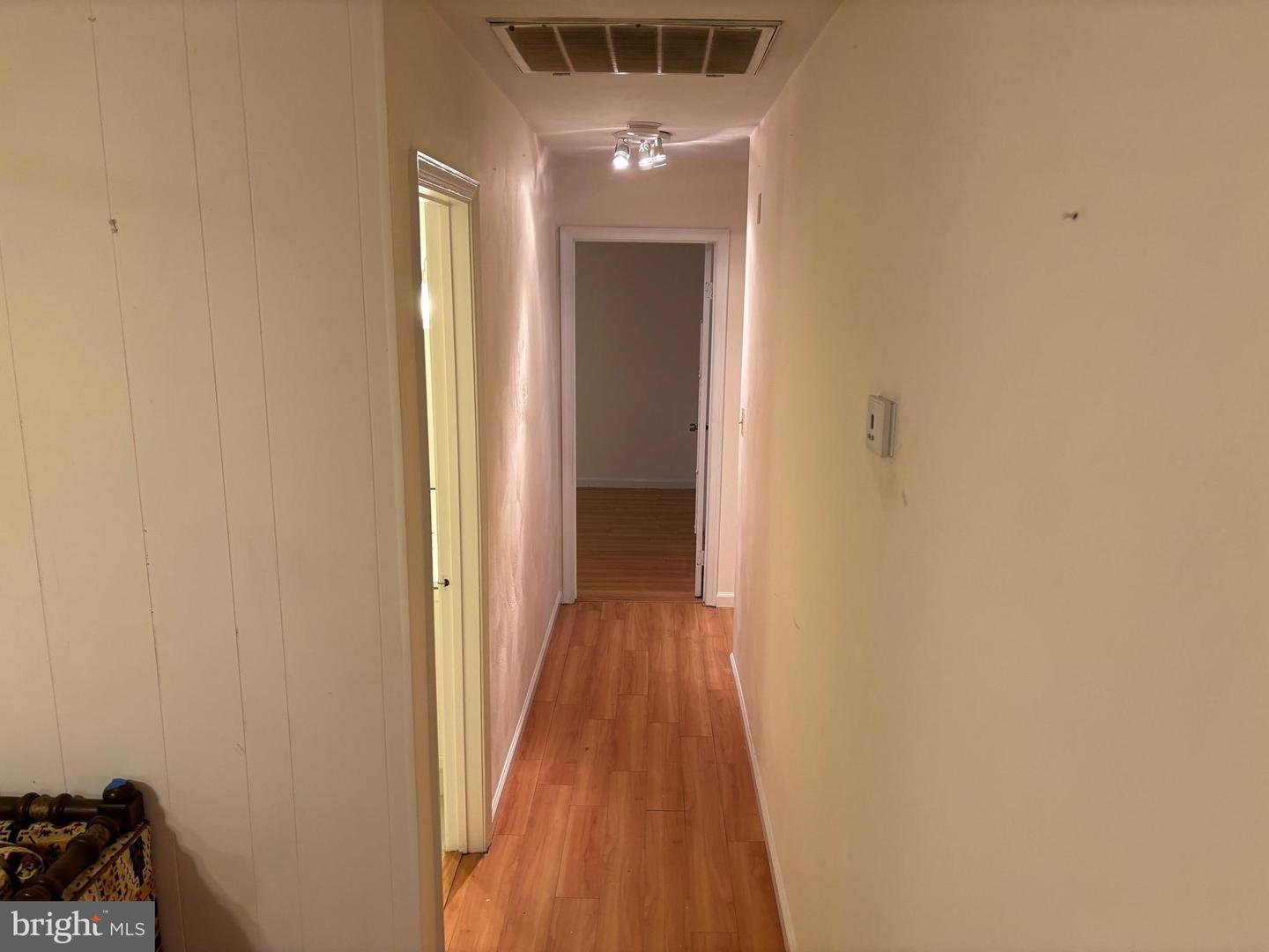 125 W BAY AVE W, NORFOLK, Virginia 23503, 6 Bedrooms Bedrooms, ,5 BathroomsBathrooms,Residential,For sale,125 W BAY AVE W,VANF2000080 MLS # VANF2000080
