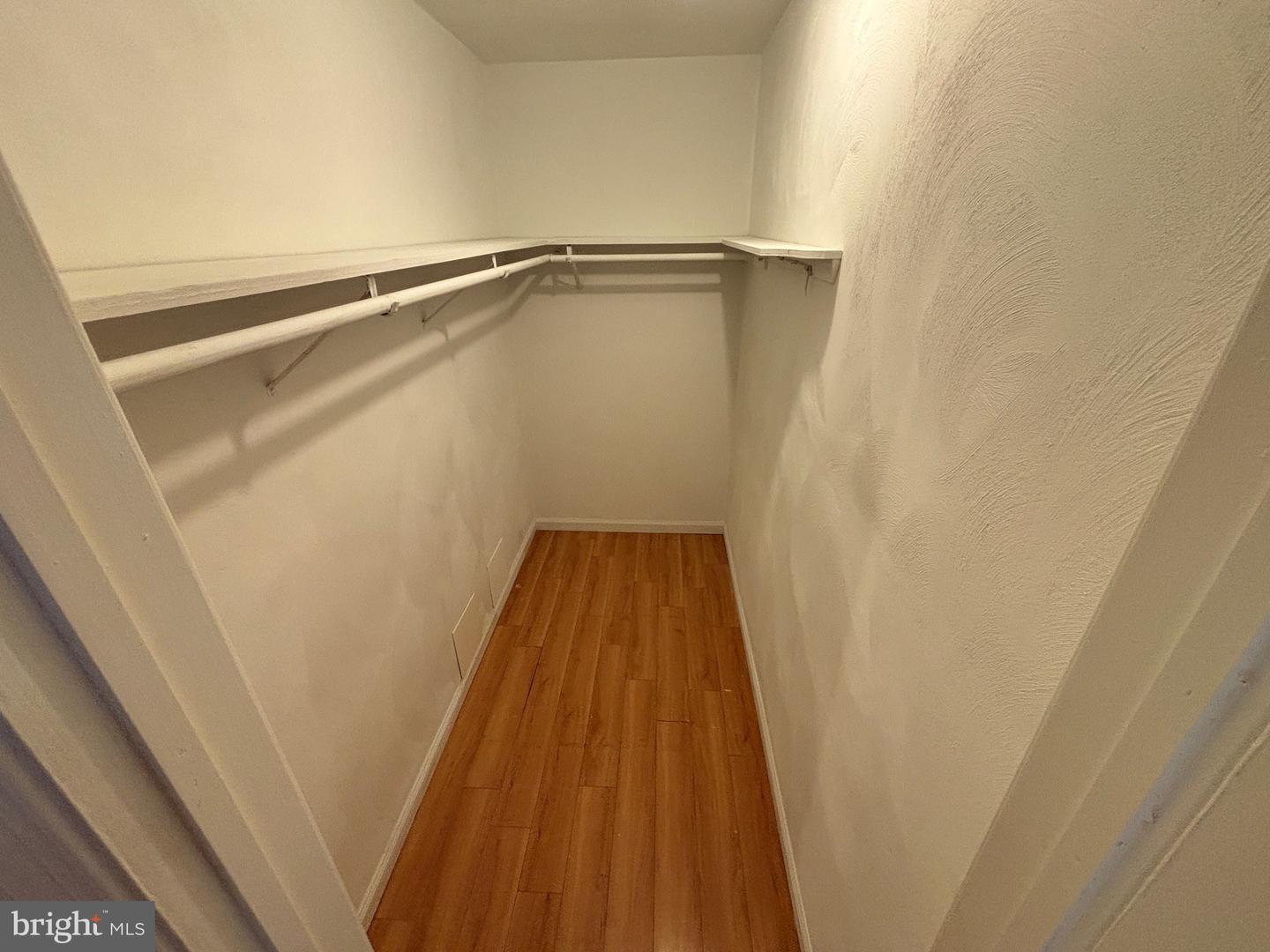 125 W BAY AVE W, NORFOLK, Virginia 23503, 6 Bedrooms Bedrooms, ,5 BathroomsBathrooms,Residential,For sale,125 W BAY AVE W,VANF2000080 MLS # VANF2000080